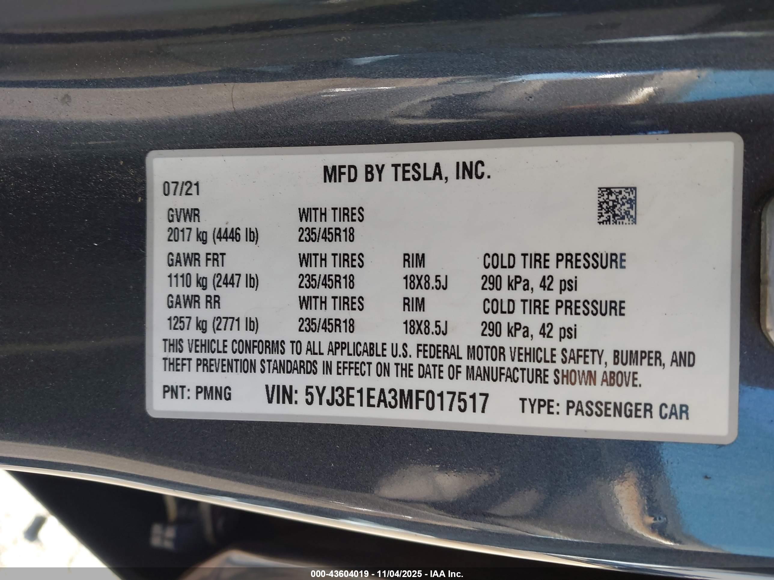 TESLA MODEL image 9