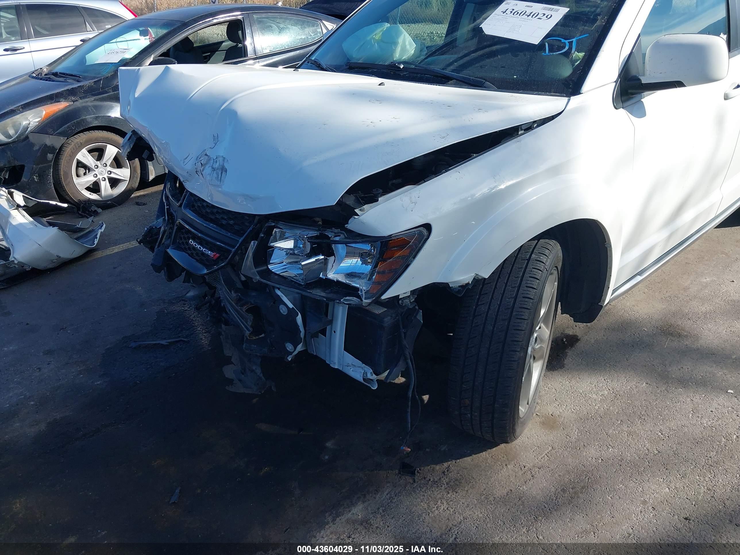DODGE JOURNEY image 6