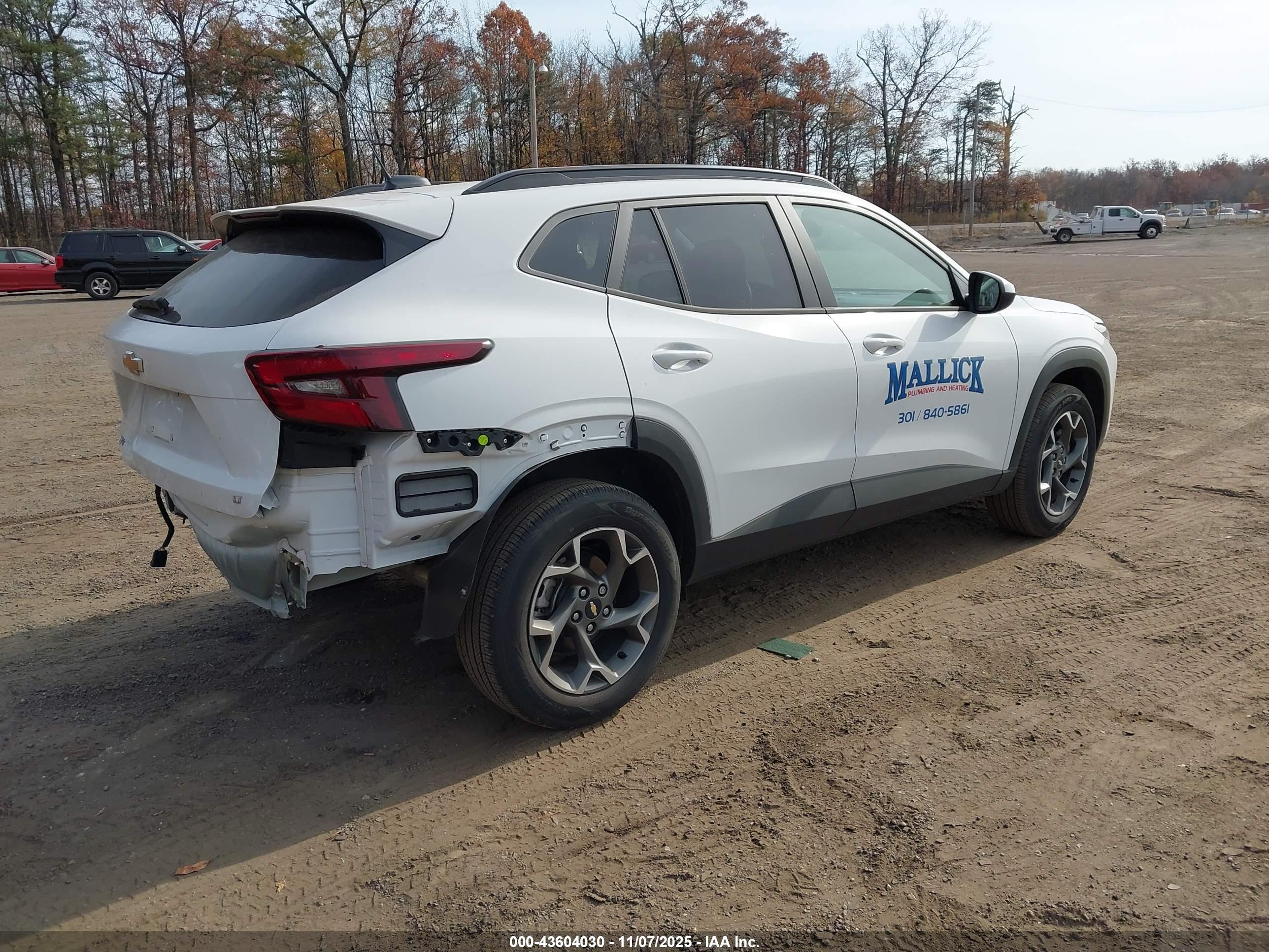 CHEVROLET TRAX image 4