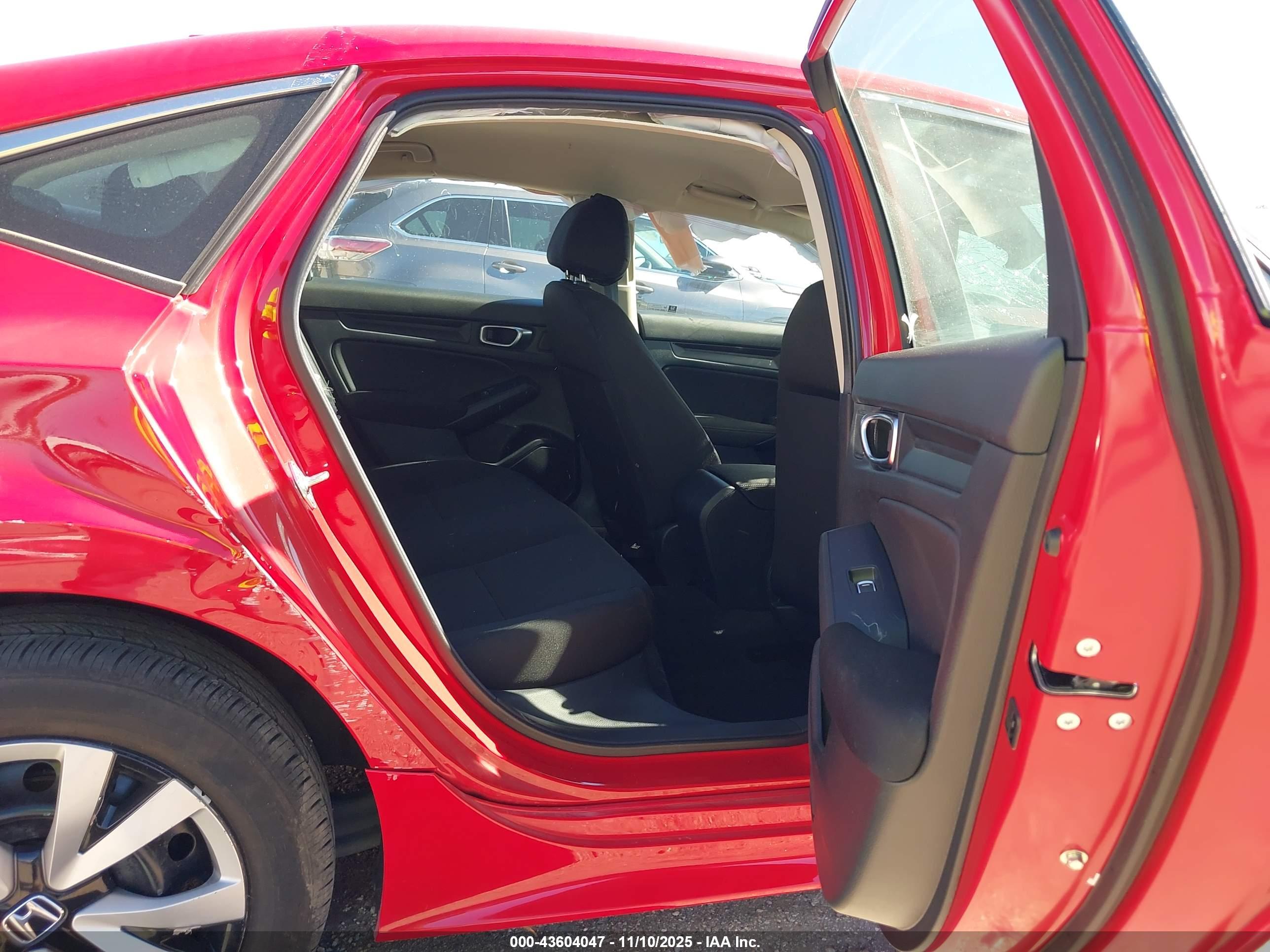 HONDA CIVIC image 8