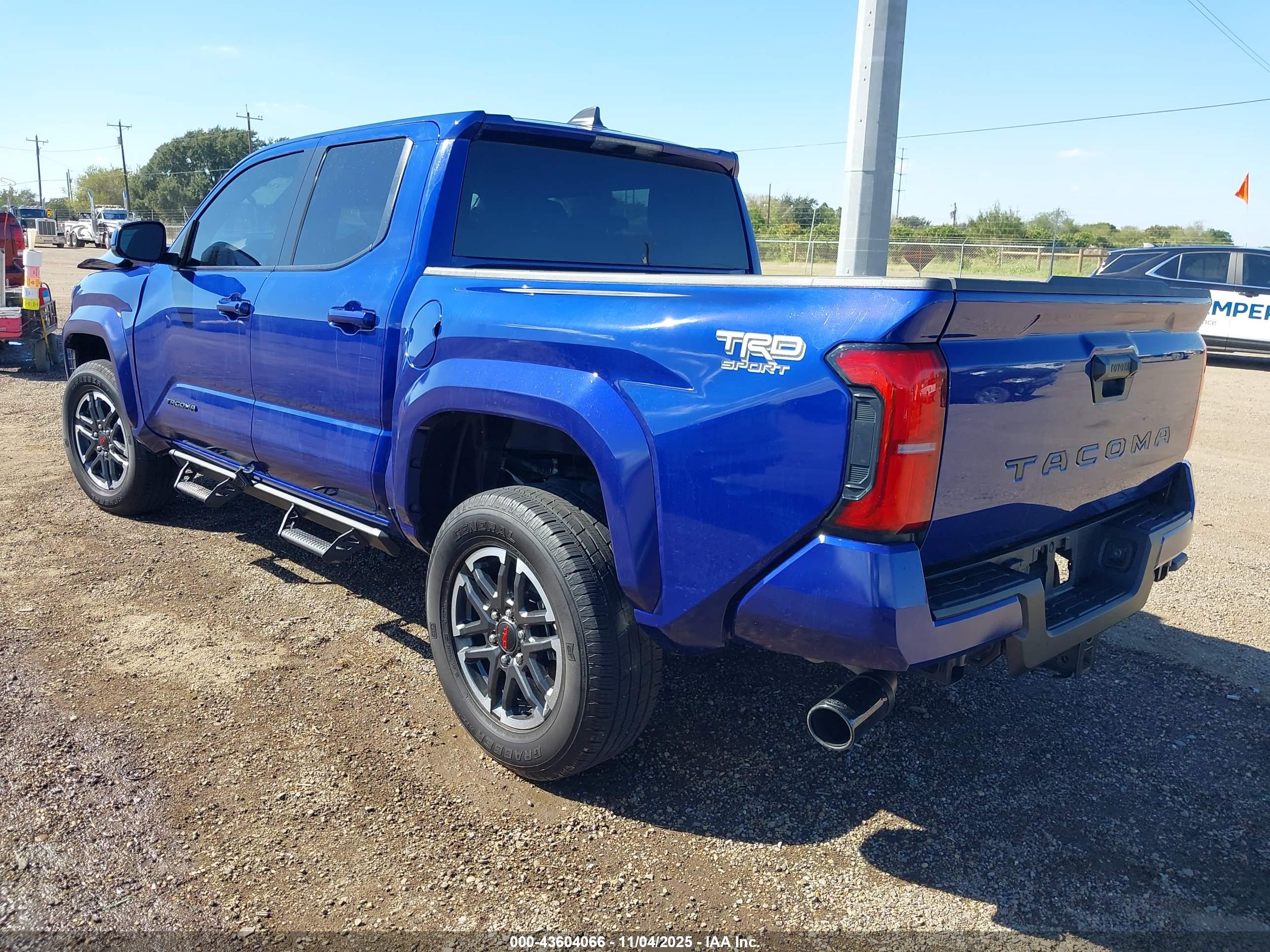 TOYOTA TACOMA image 3