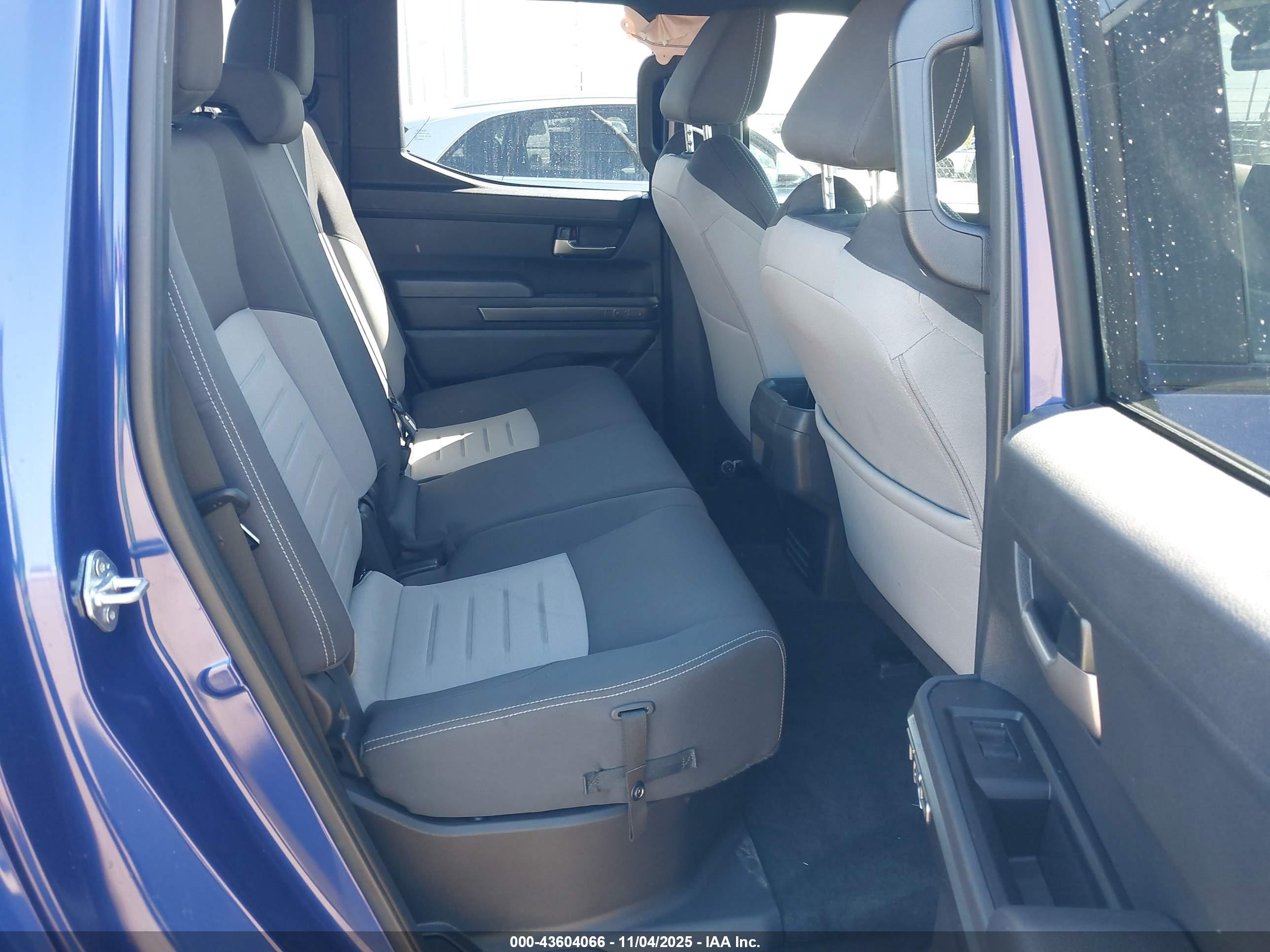 TOYOTA TACOMA image 8