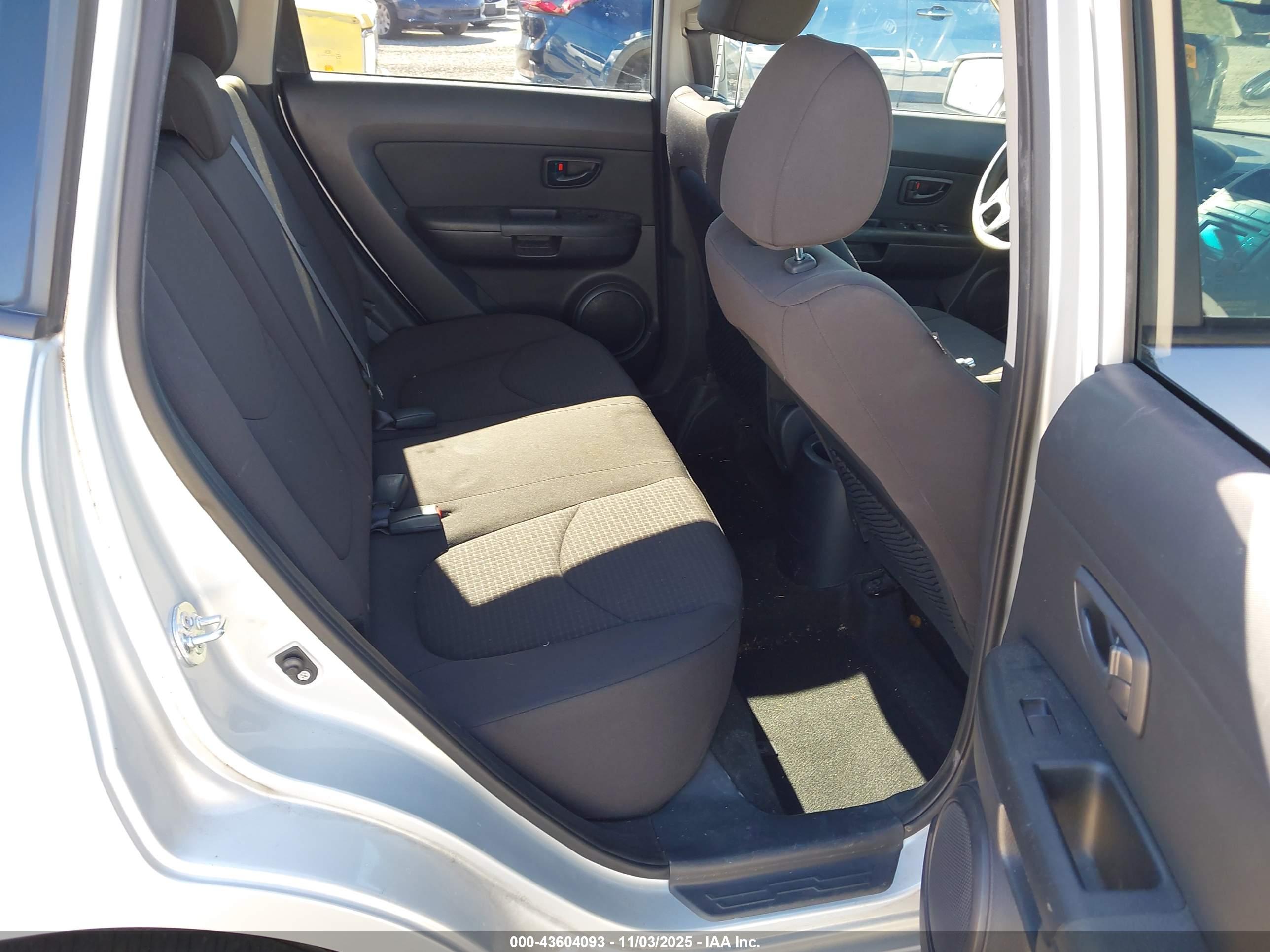 KIA SOUL image 8