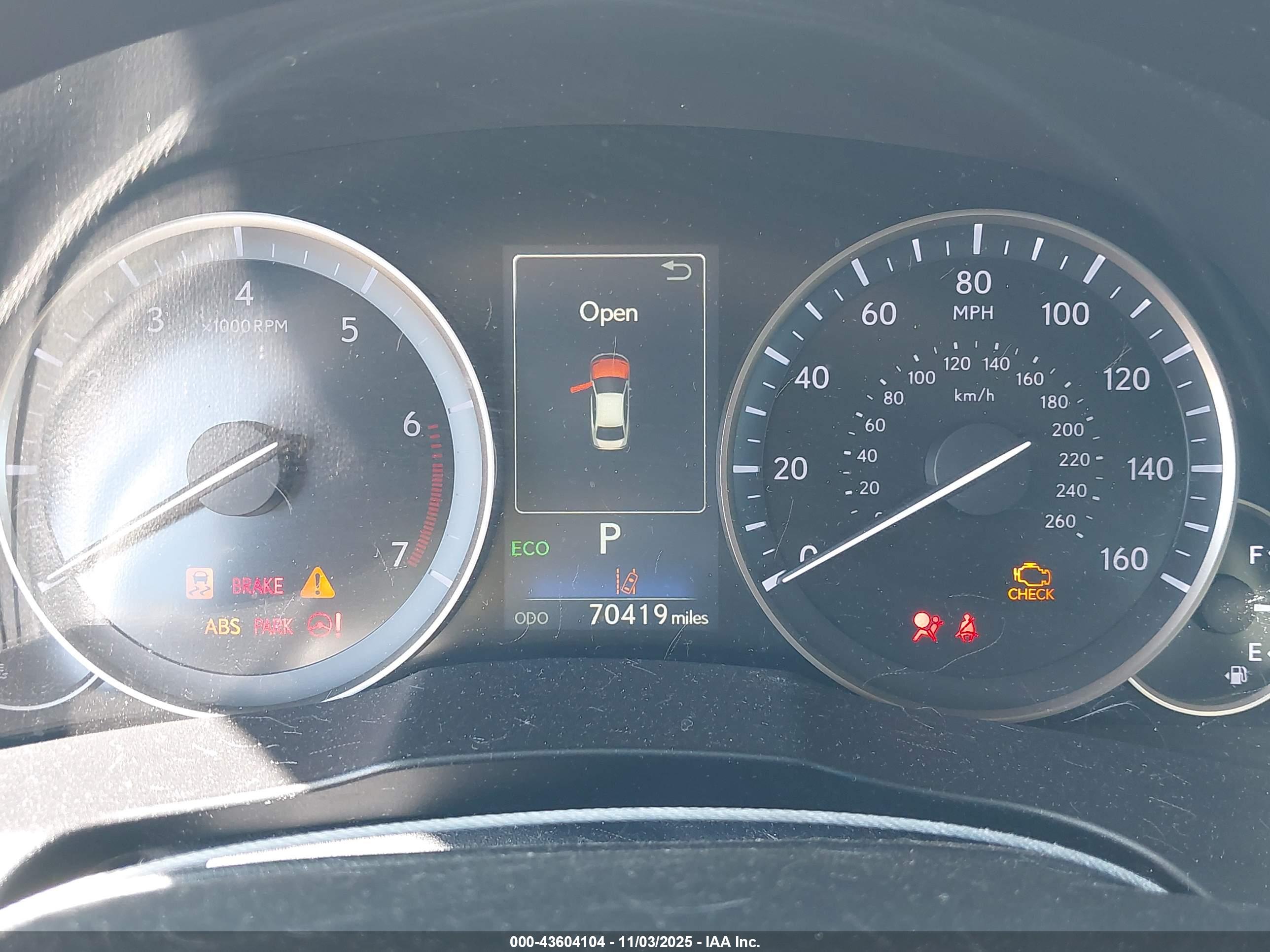 LEXUS ES image 7