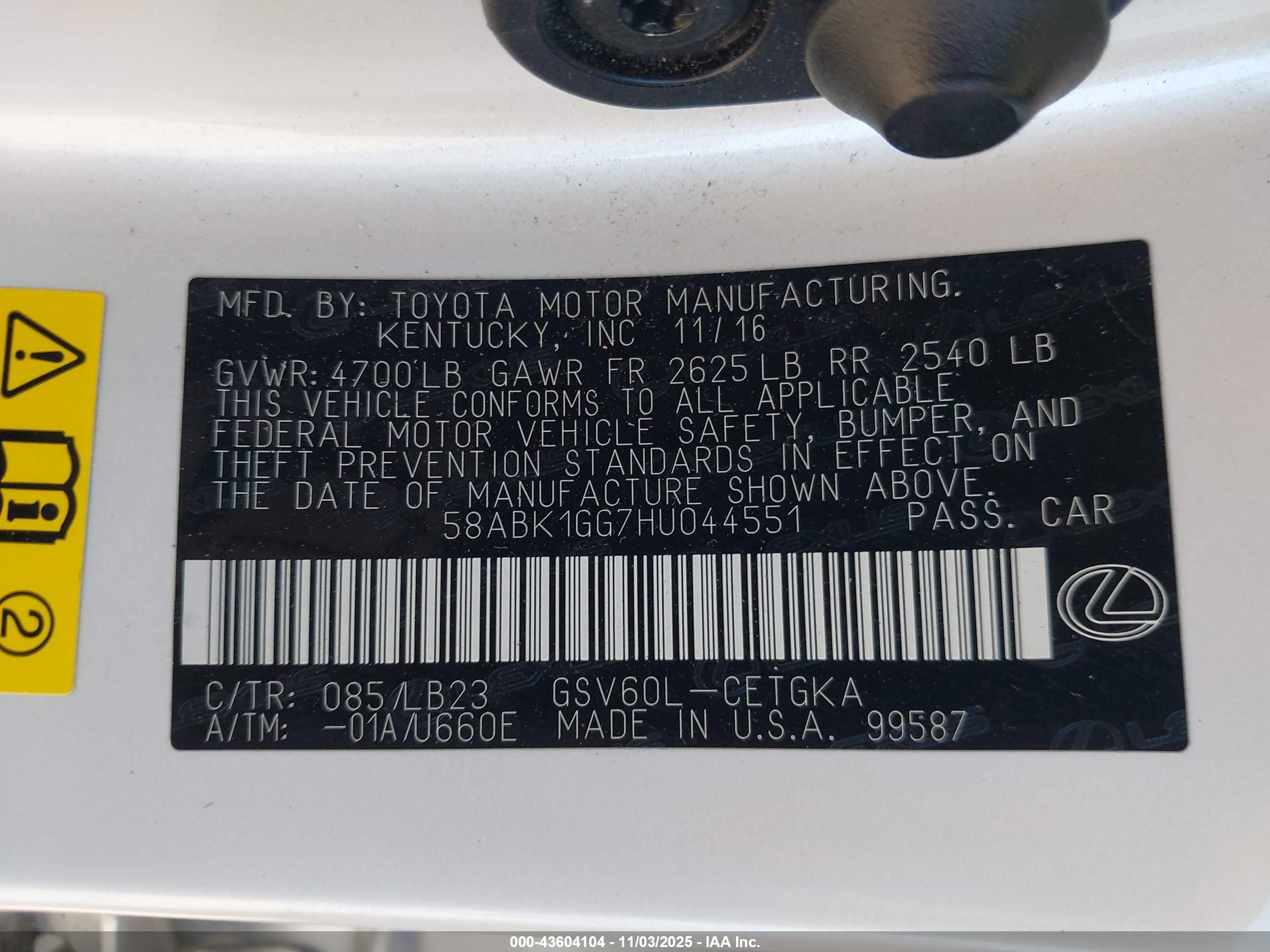 LEXUS ES image 9