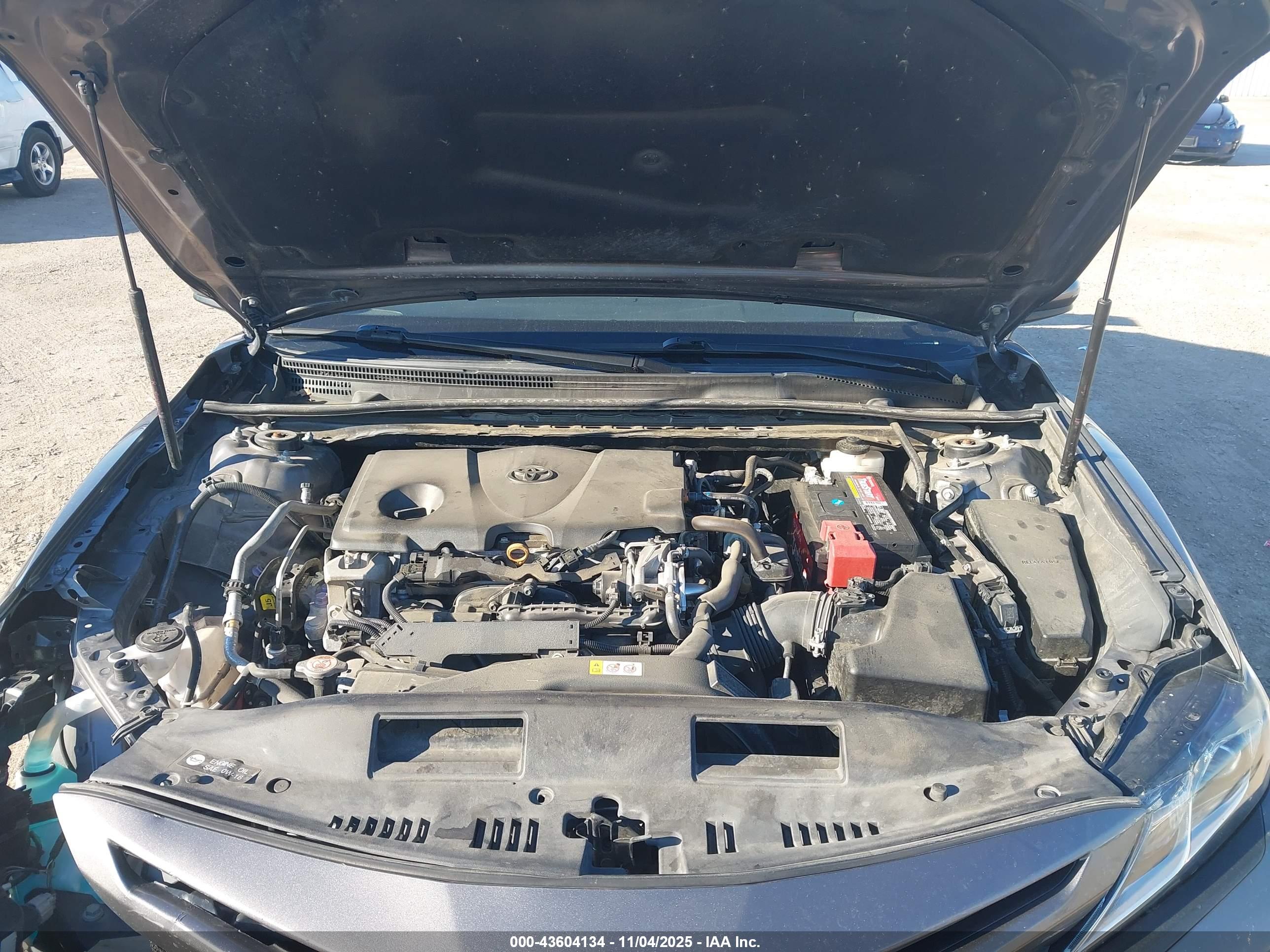TOYOTA CAMRY image 10