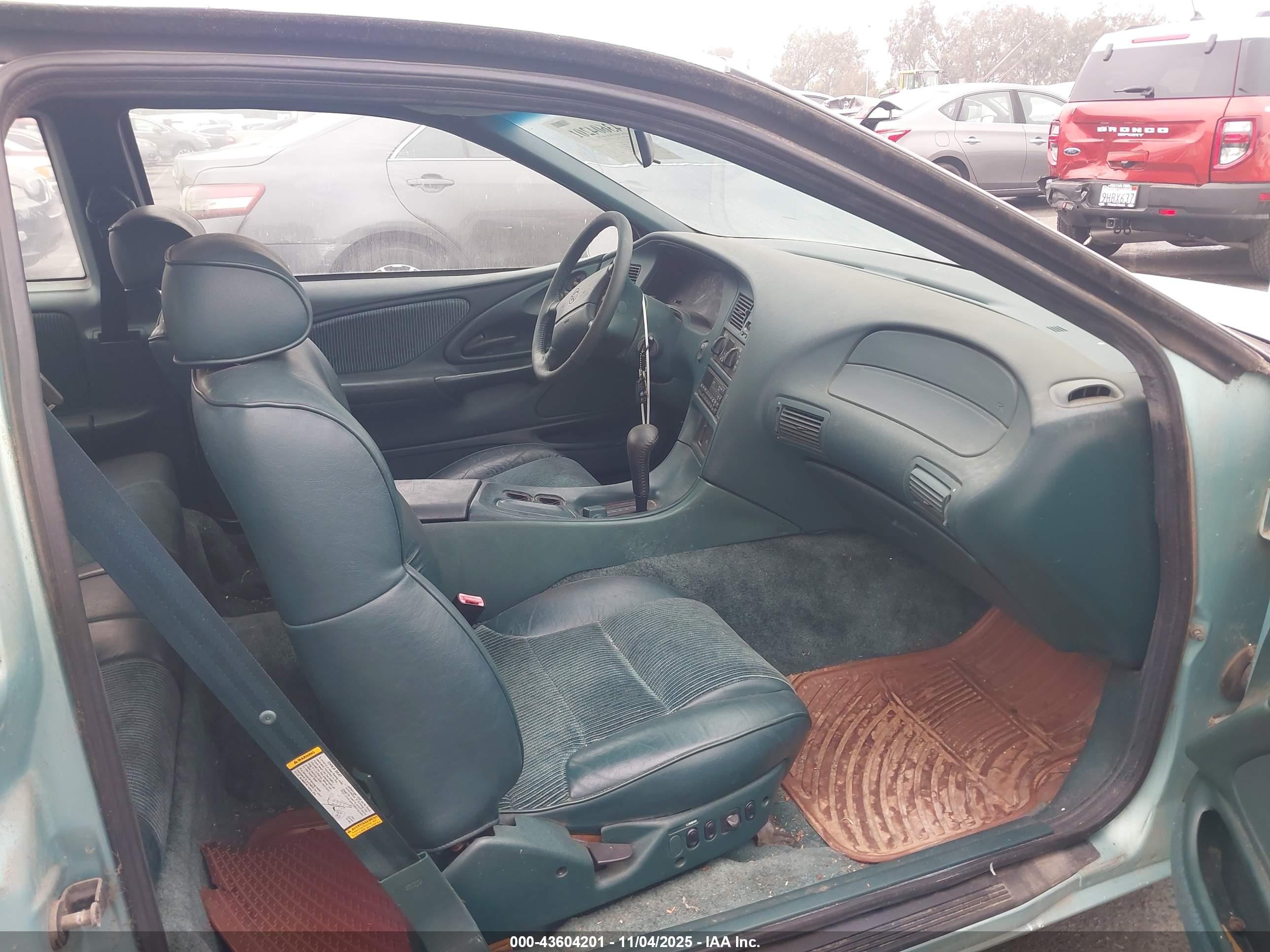 MERCURY COUGAR image 5