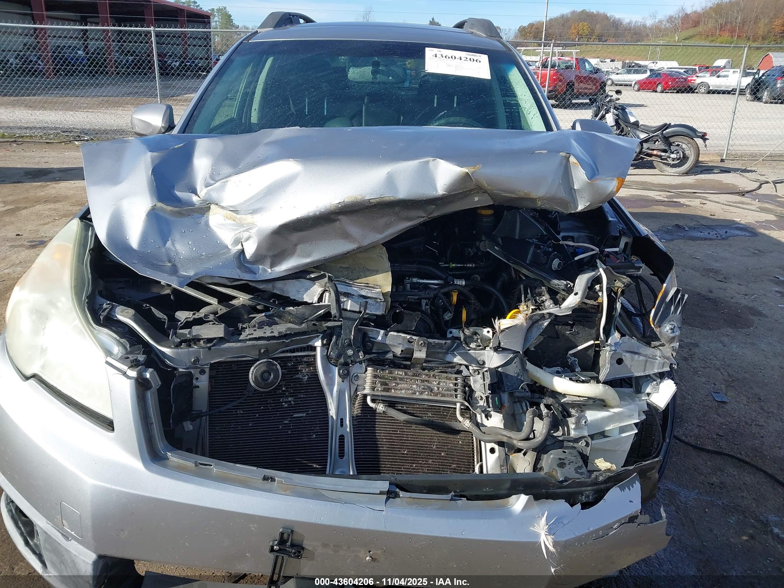 SUBARU OUTBACK image 6