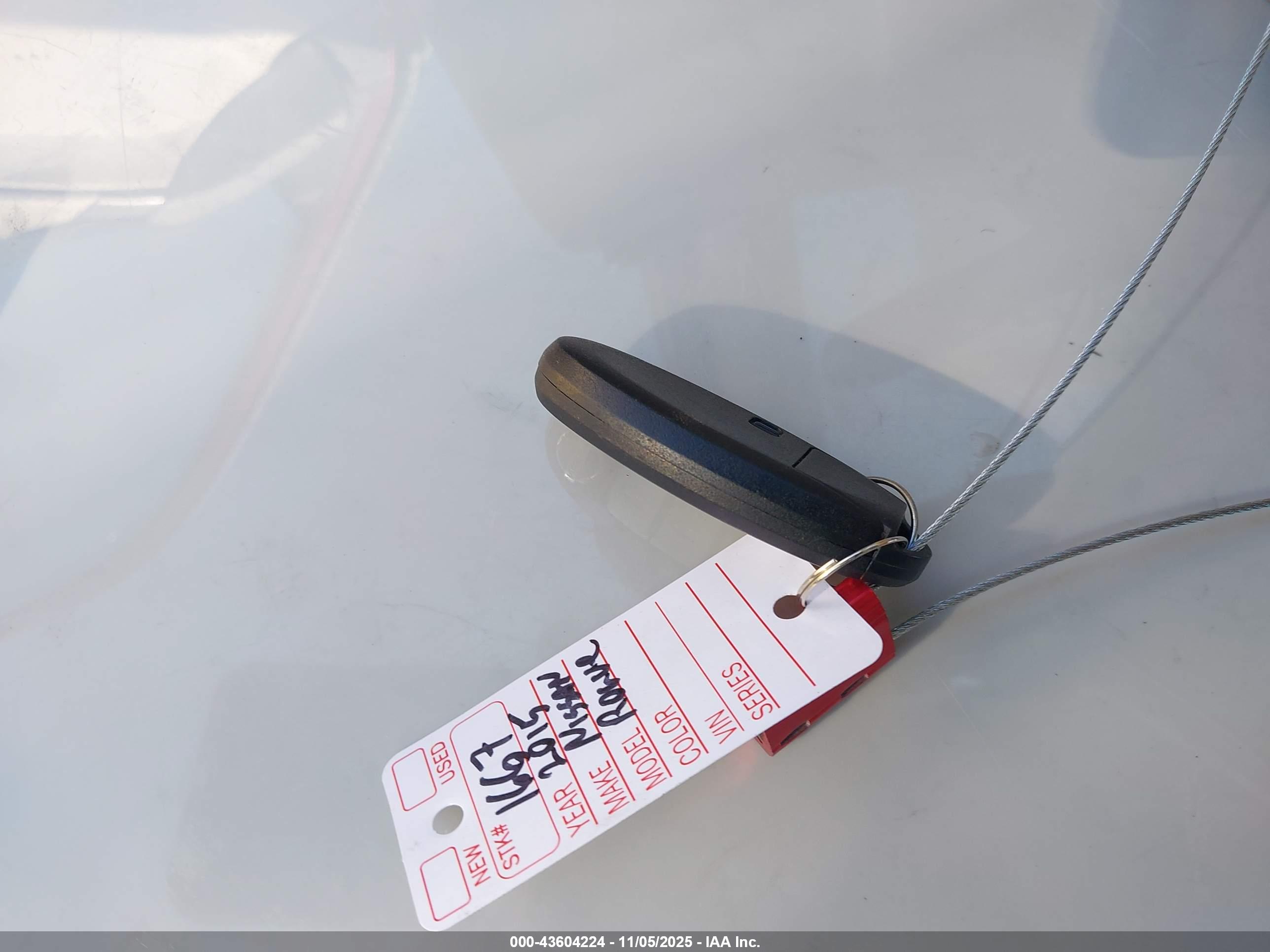 NISSAN ROGUE image 11