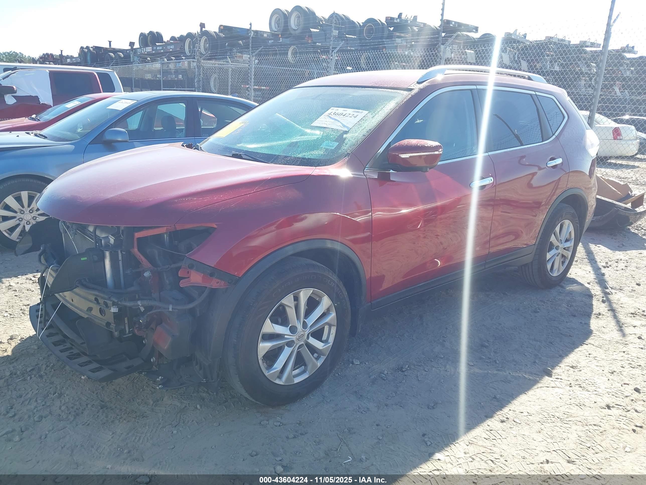 NISSAN ROGUE image 2