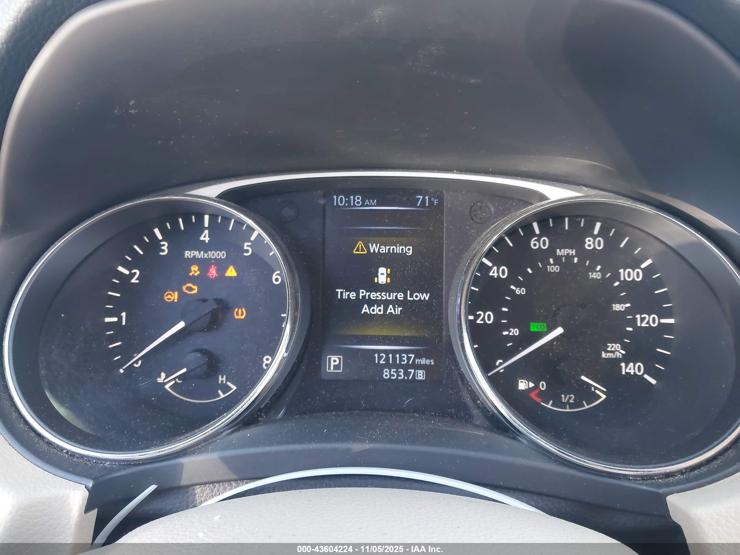NISSAN ROGUE image 7