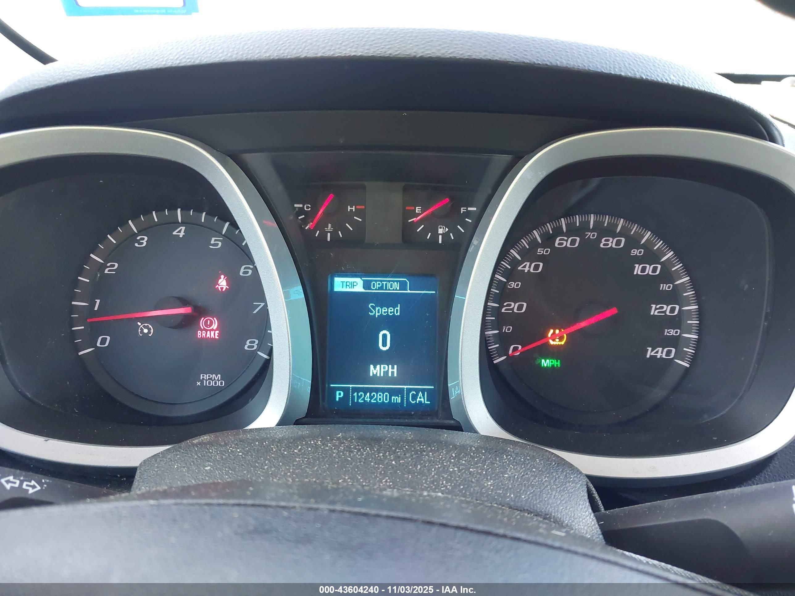 CHEVROLET EQUINOX image 7