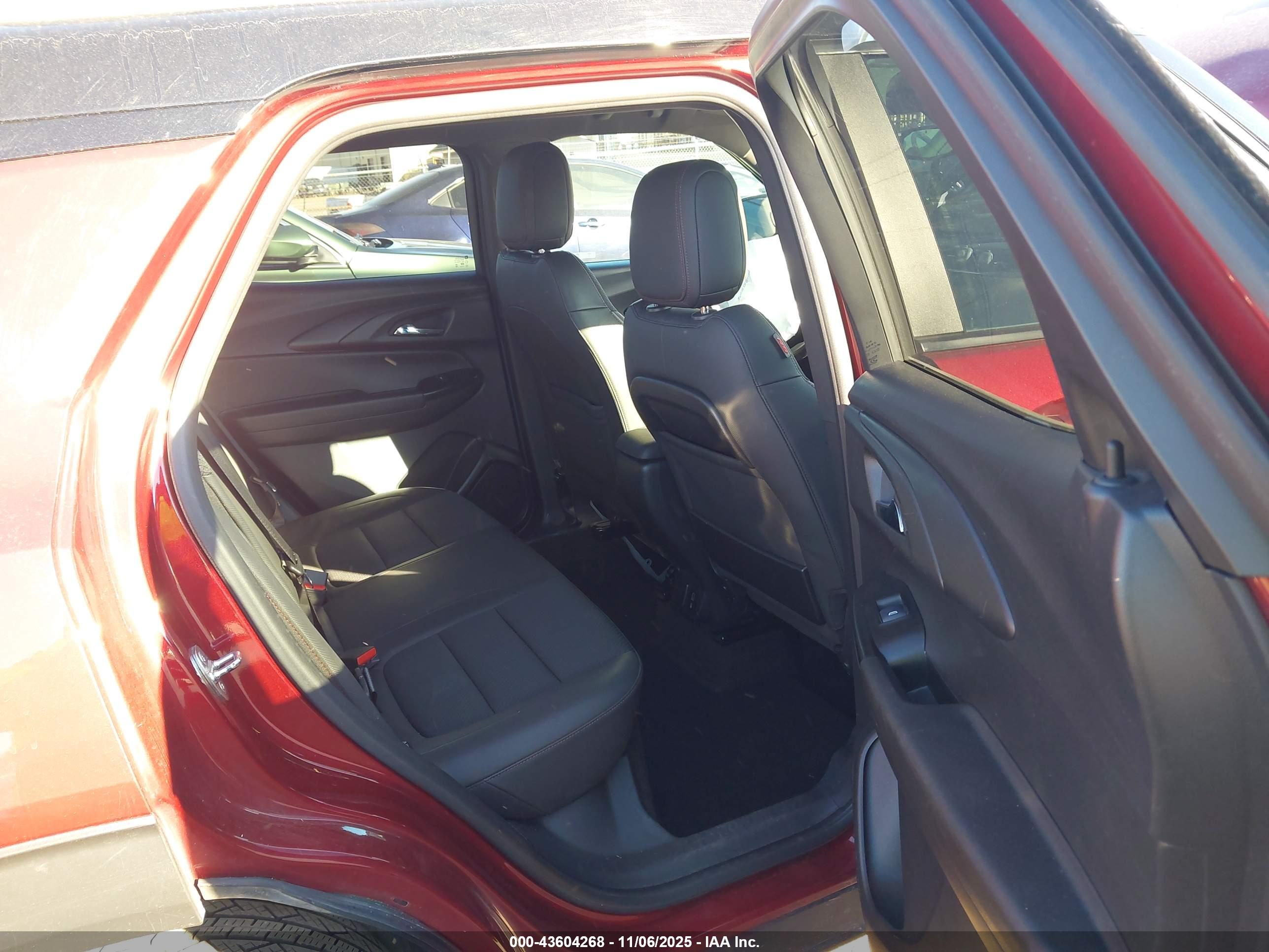 CHEVROLET TRAILBLAZER image 8