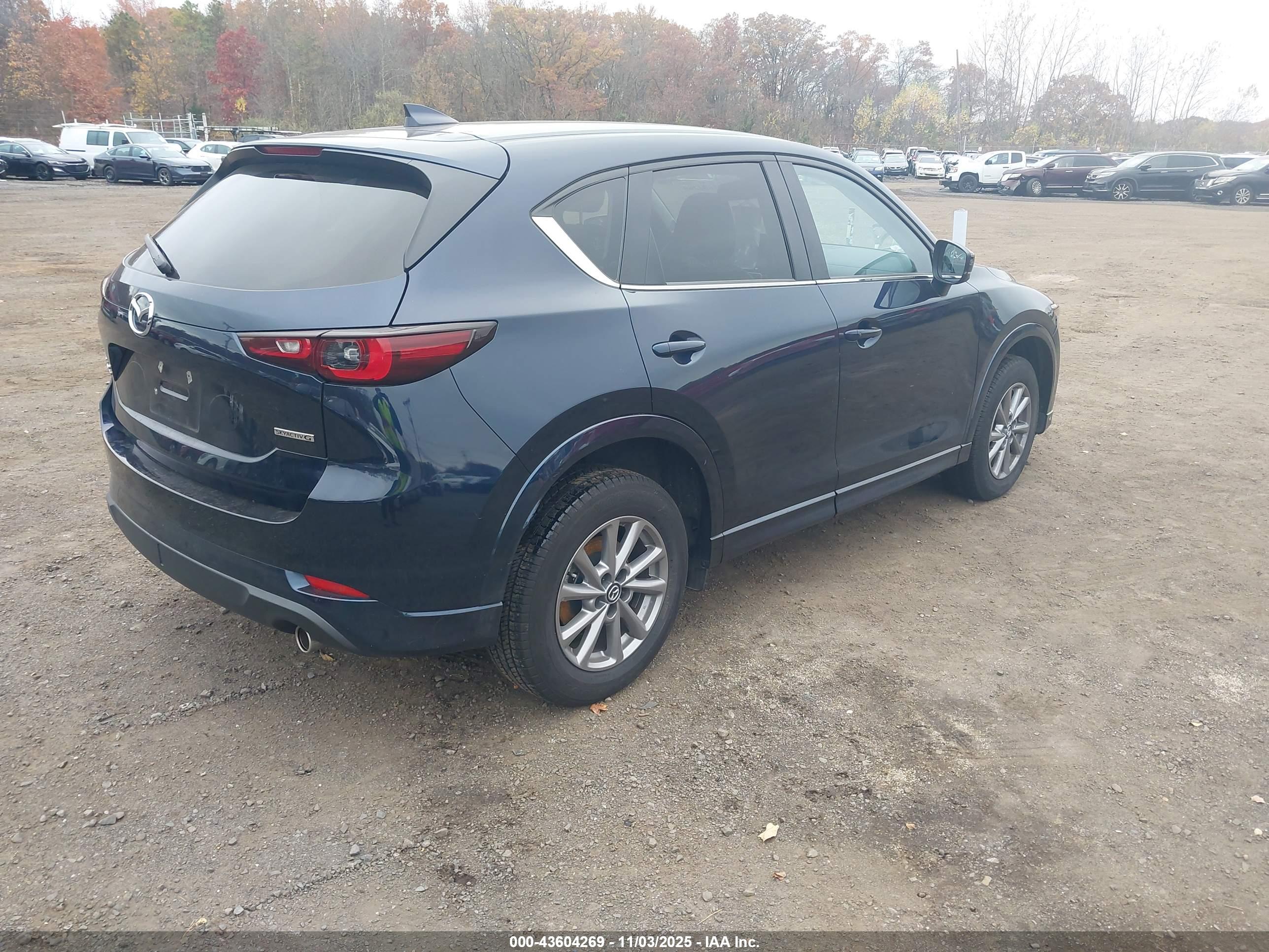 MAZDA CX-5 image 4