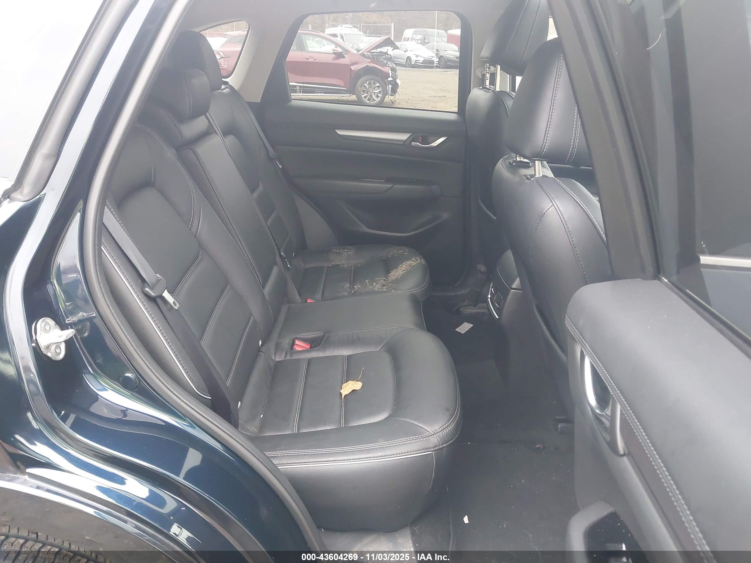 MAZDA CX-5 image 8