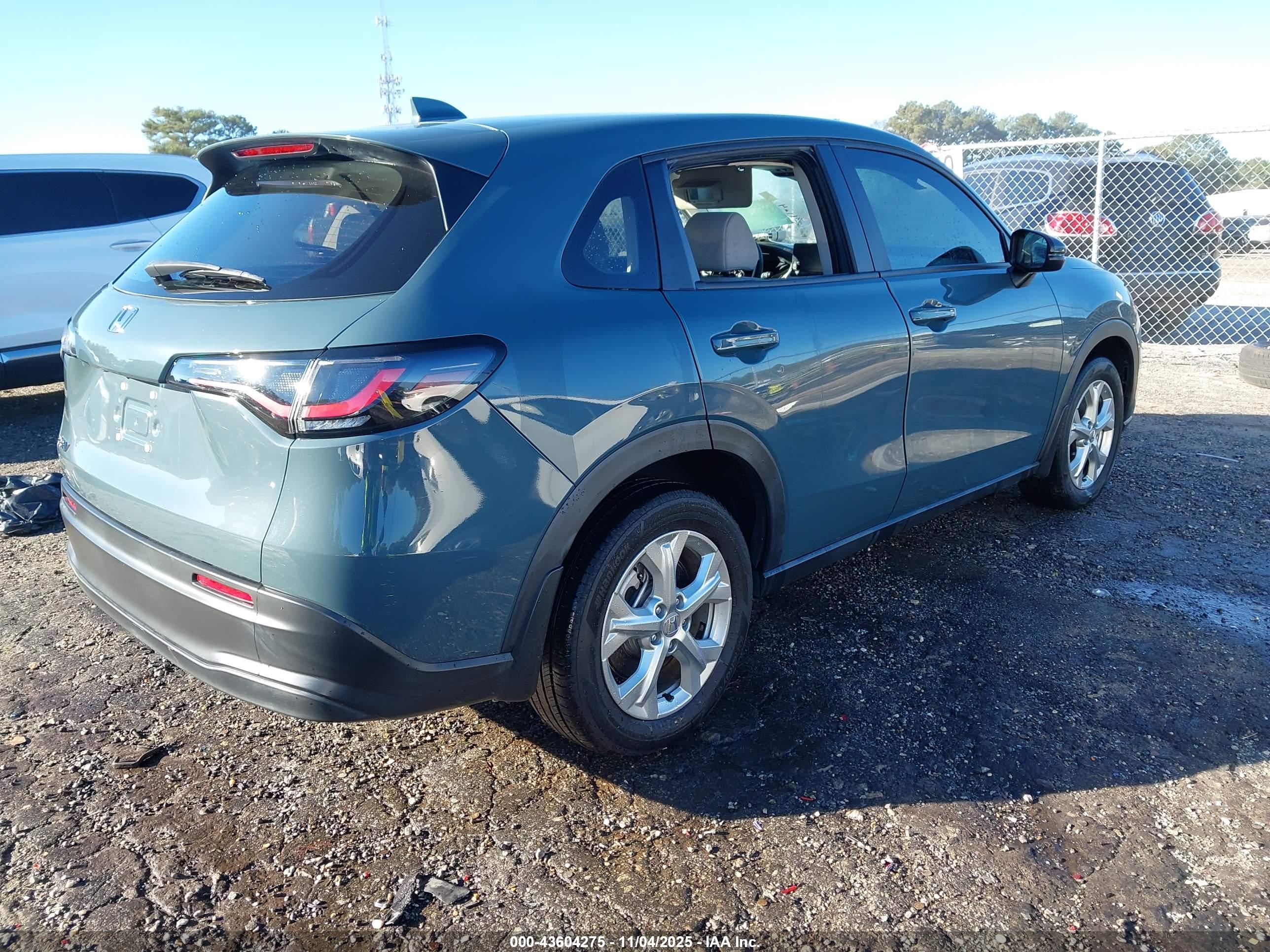 HONDA HR-V image 4