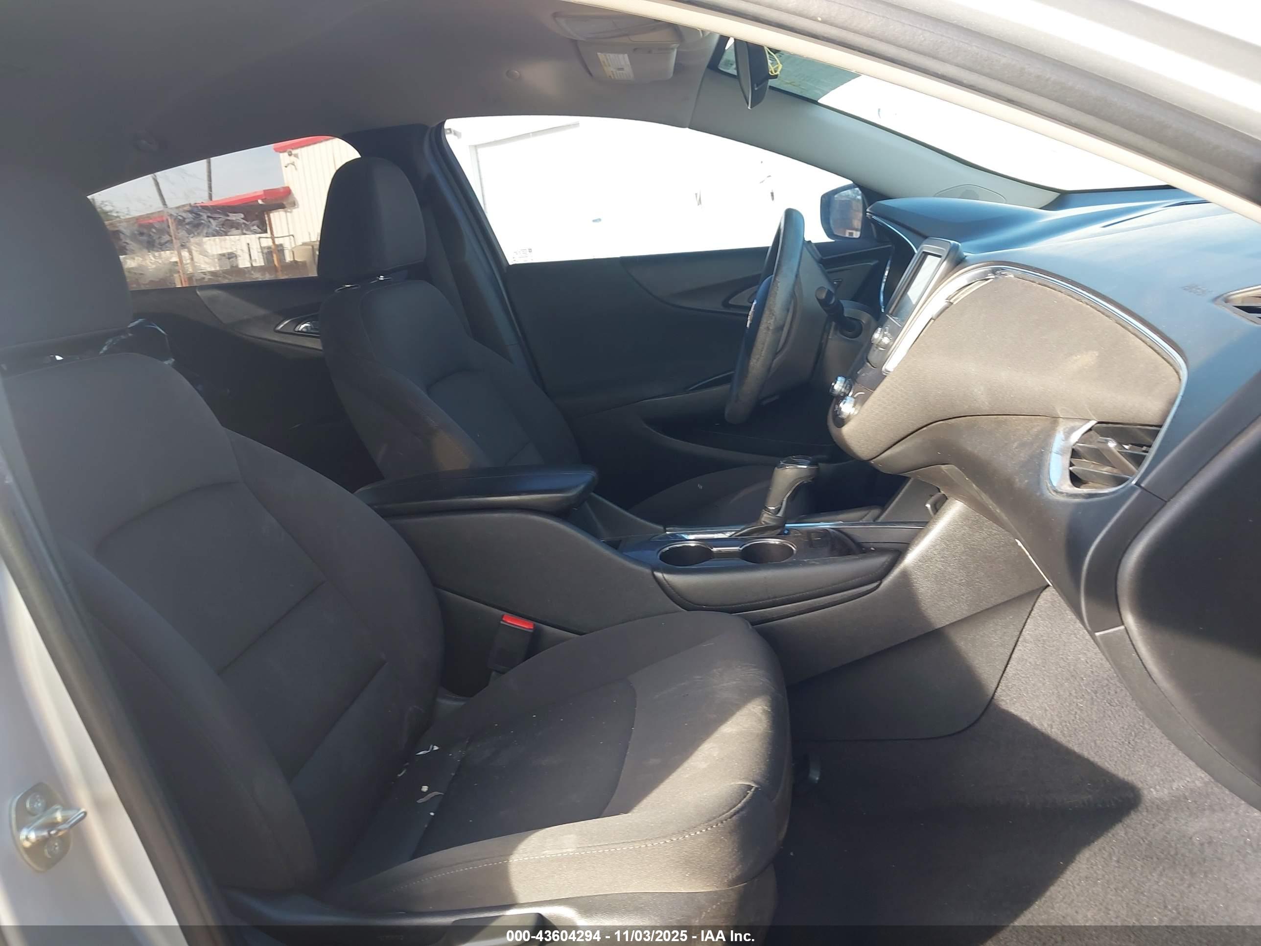 CHEVROLET MALIBU image 5