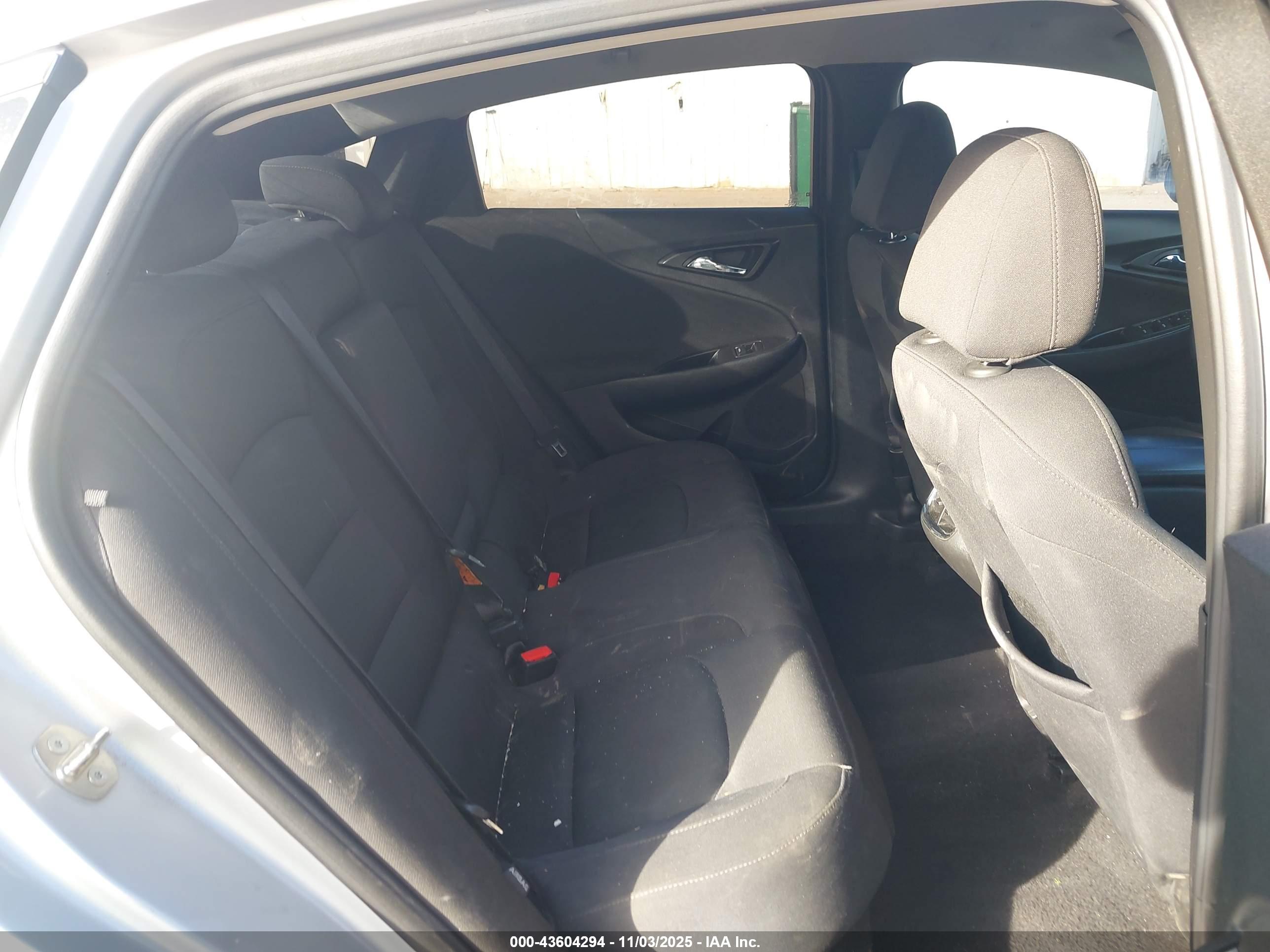 CHEVROLET MALIBU image 8