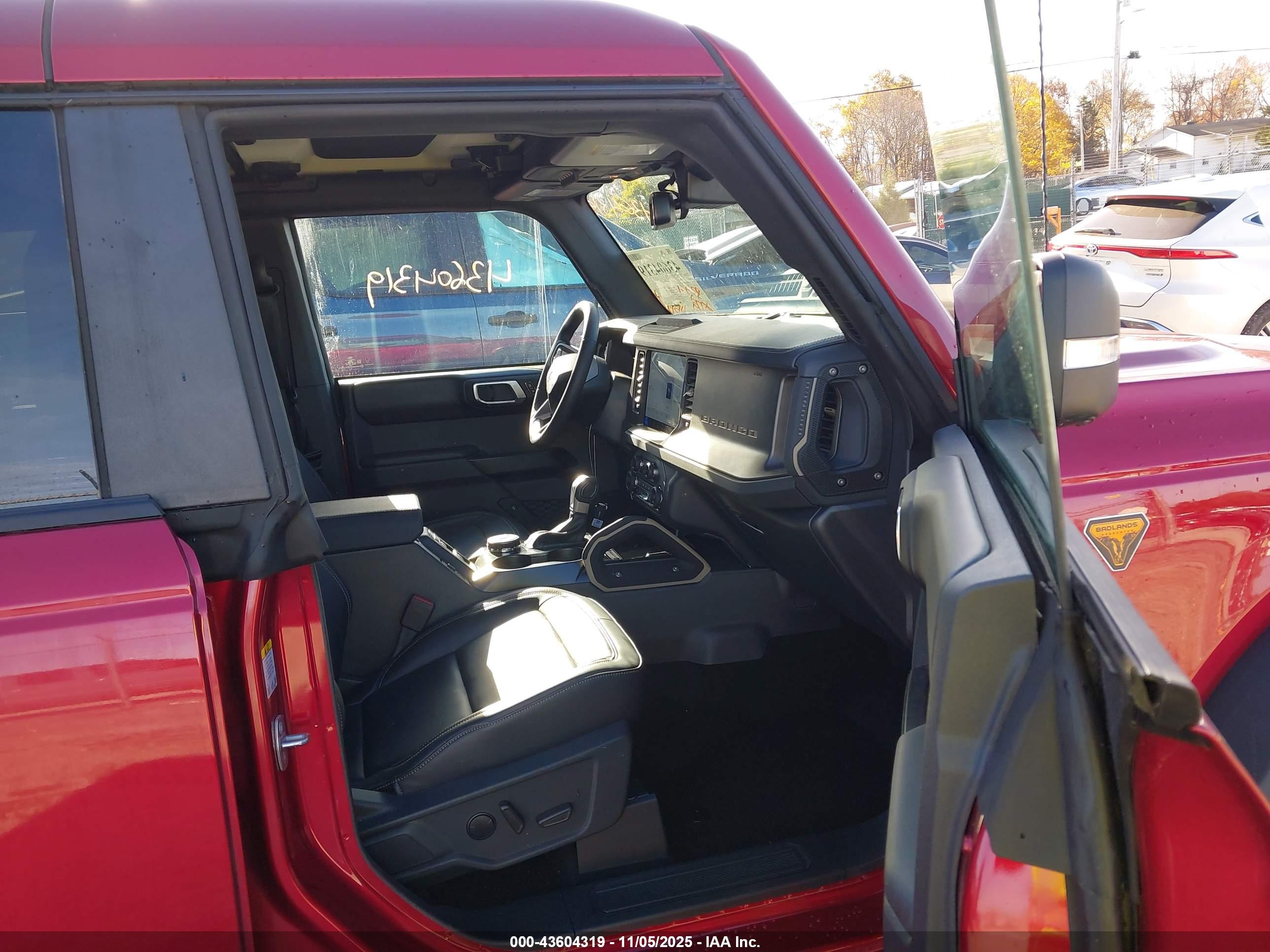 FORD BRONCO image 5