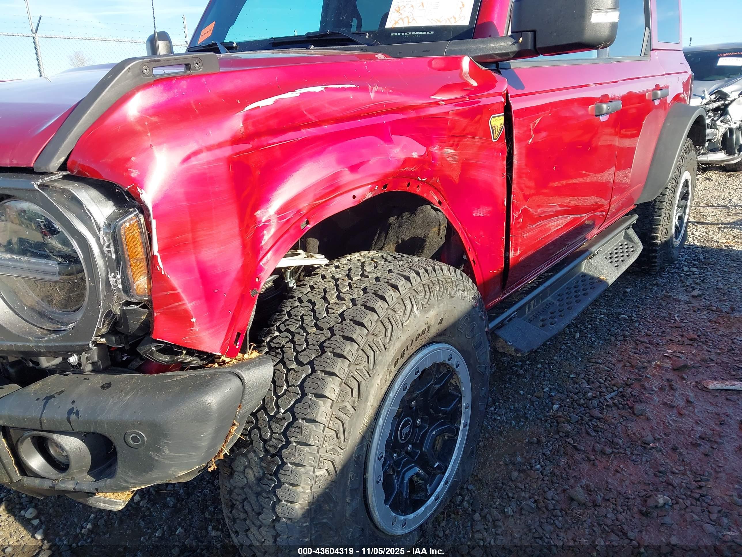 FORD BRONCO image 6