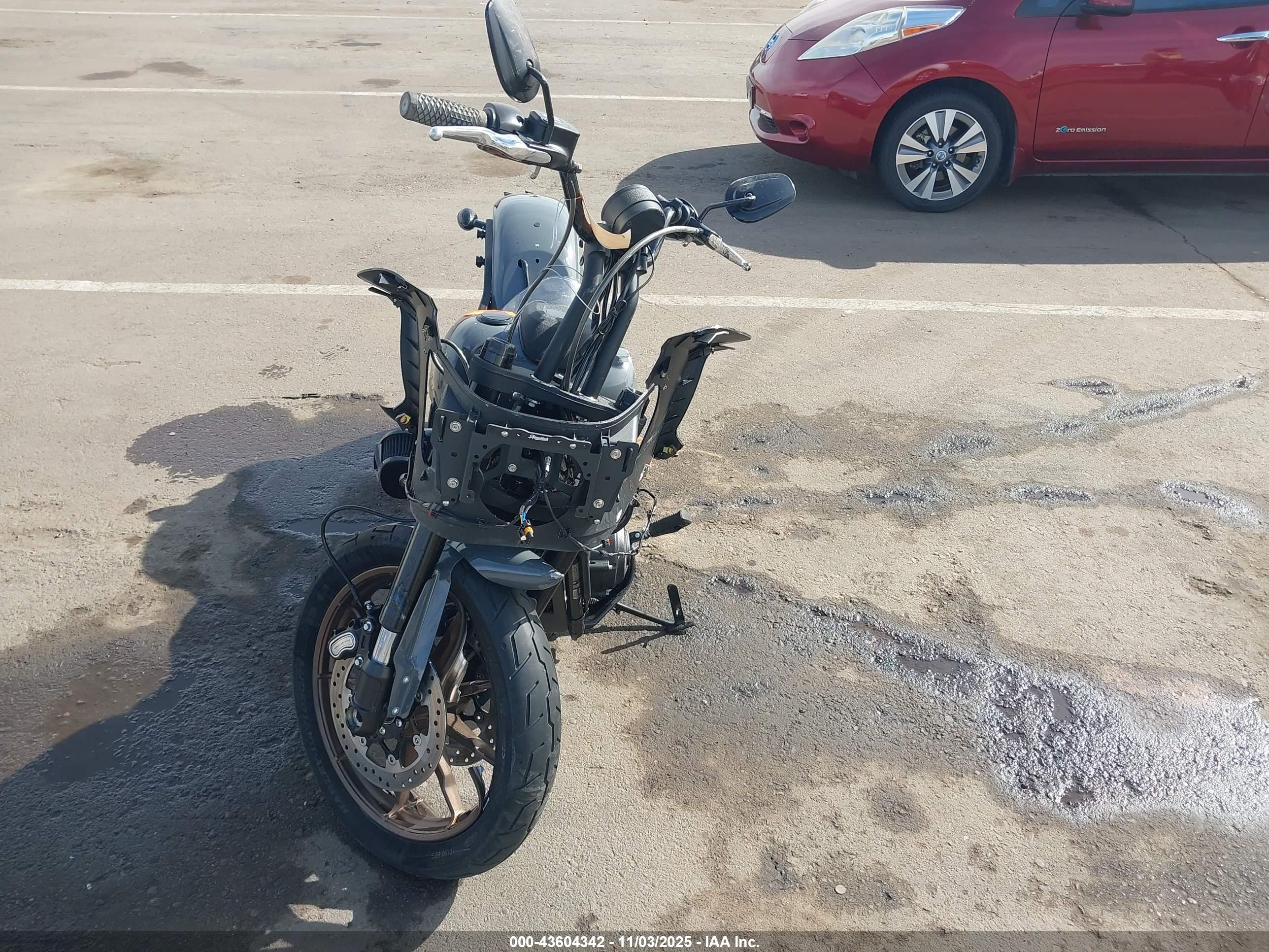 HARLEY-DAVIDSON FXLRS image 5