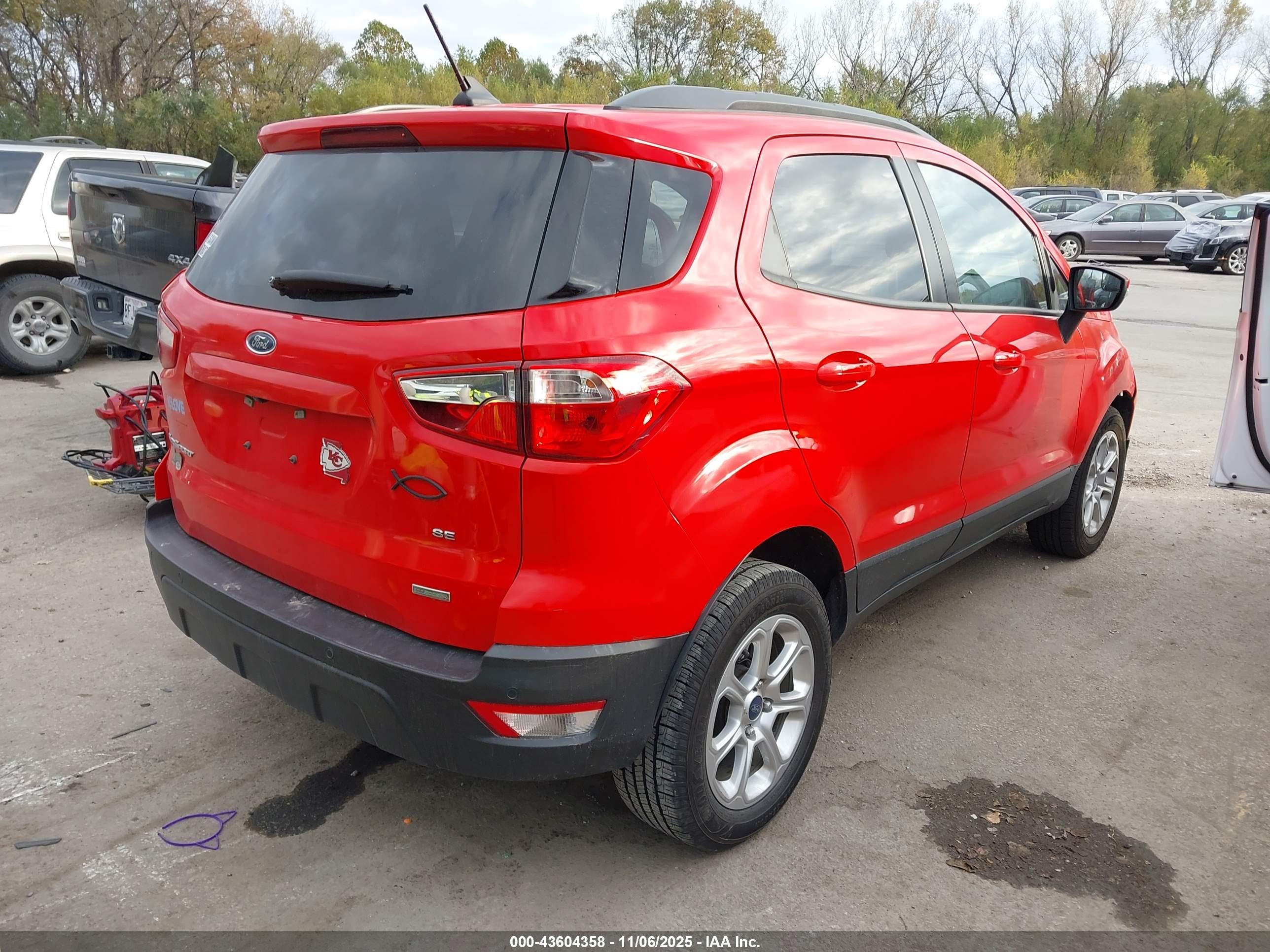 FORD ECOSPORT image 4