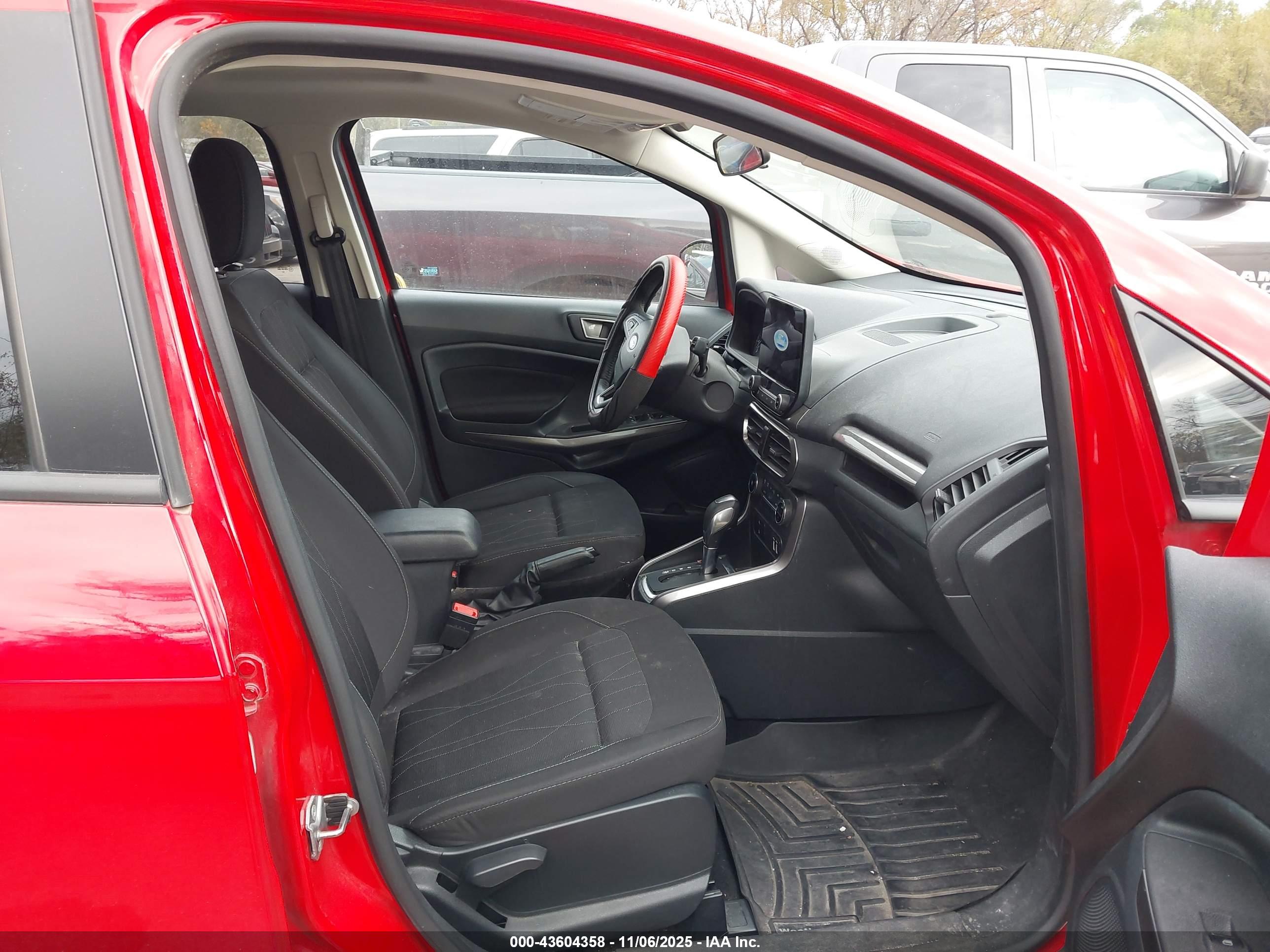 FORD ECOSPORT image 5