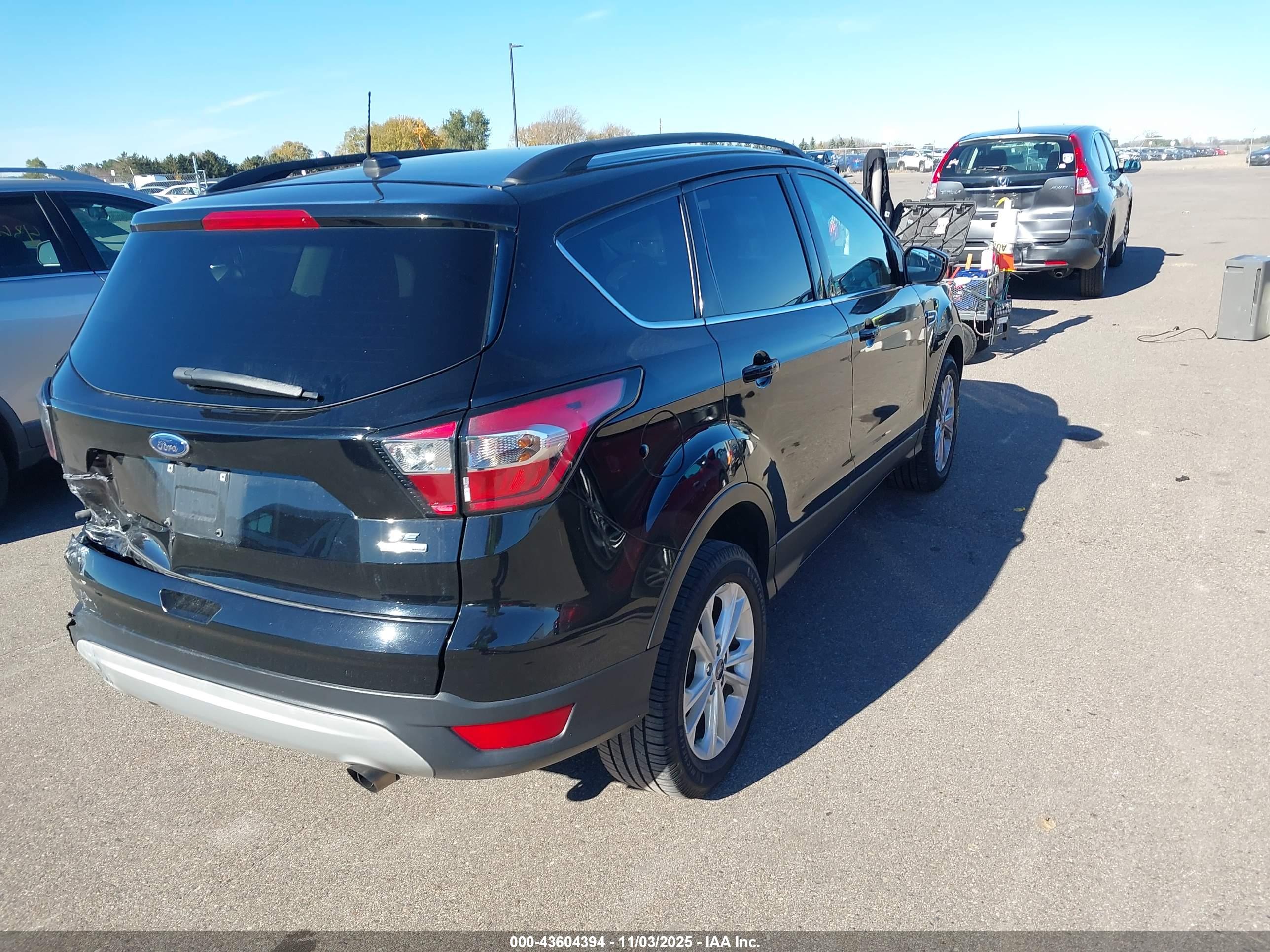 FORD ESCAPE image 4