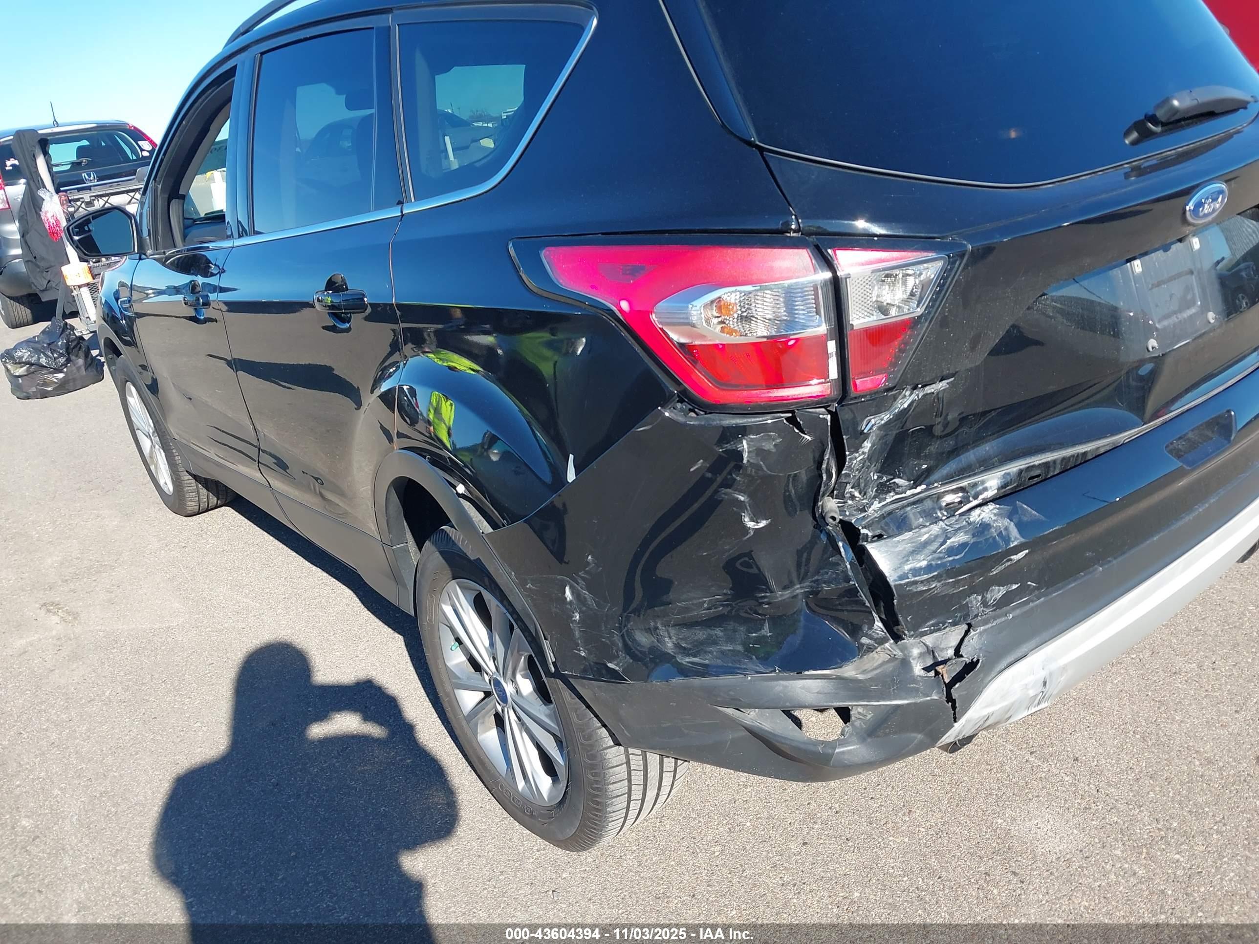 FORD ESCAPE image 6