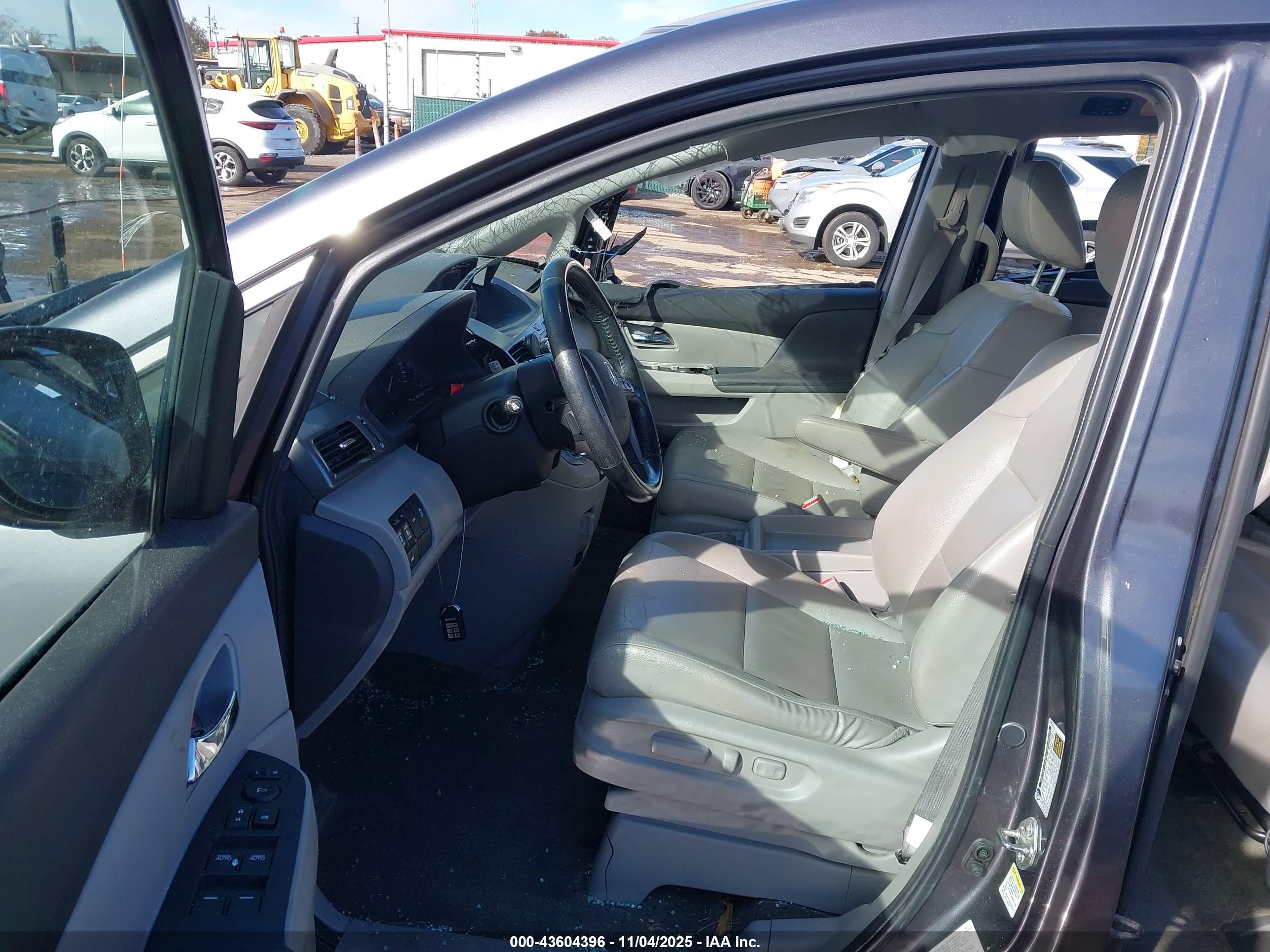 HONDA ODYSSEY image 5