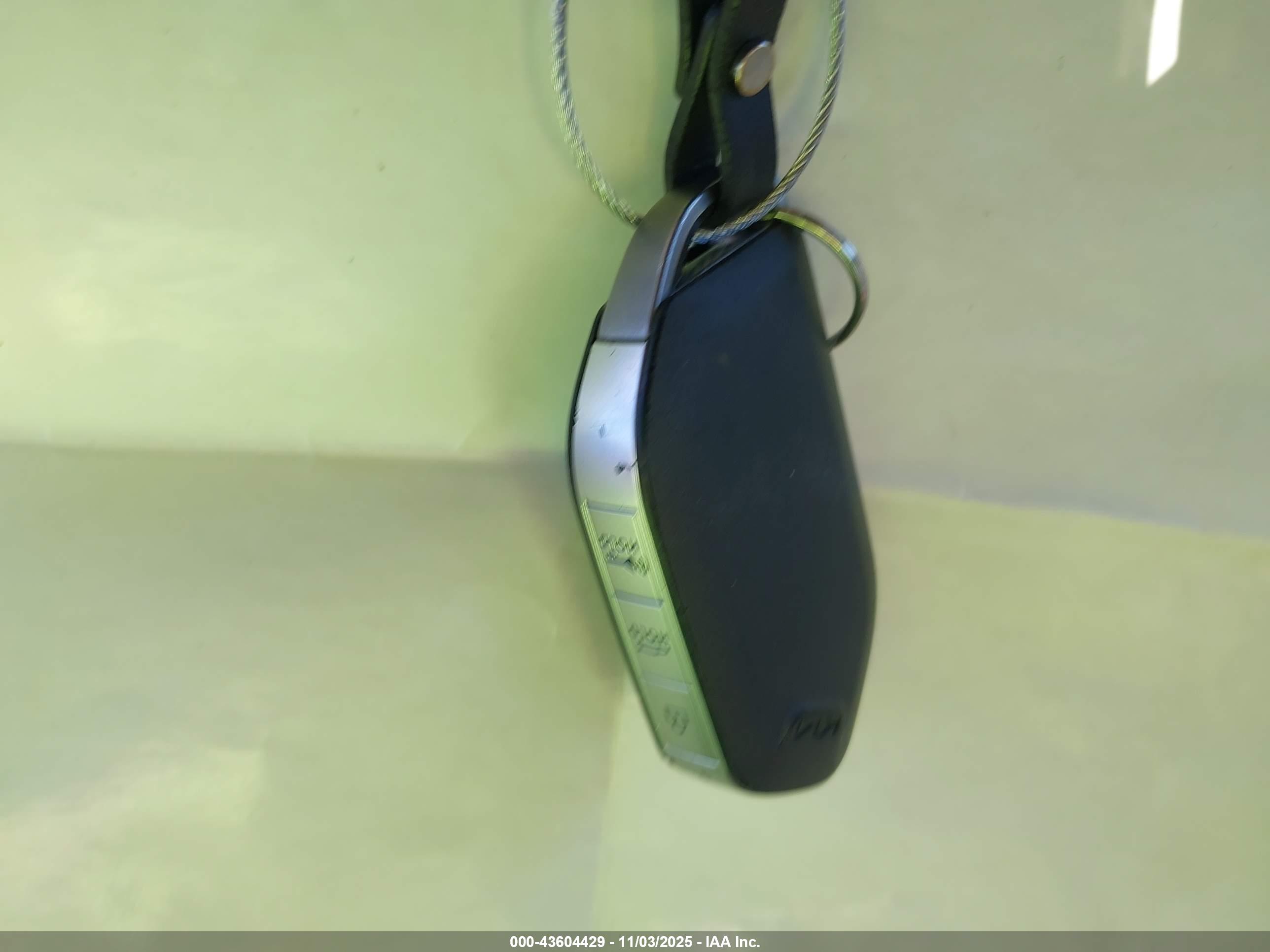 KIA K4 image 11