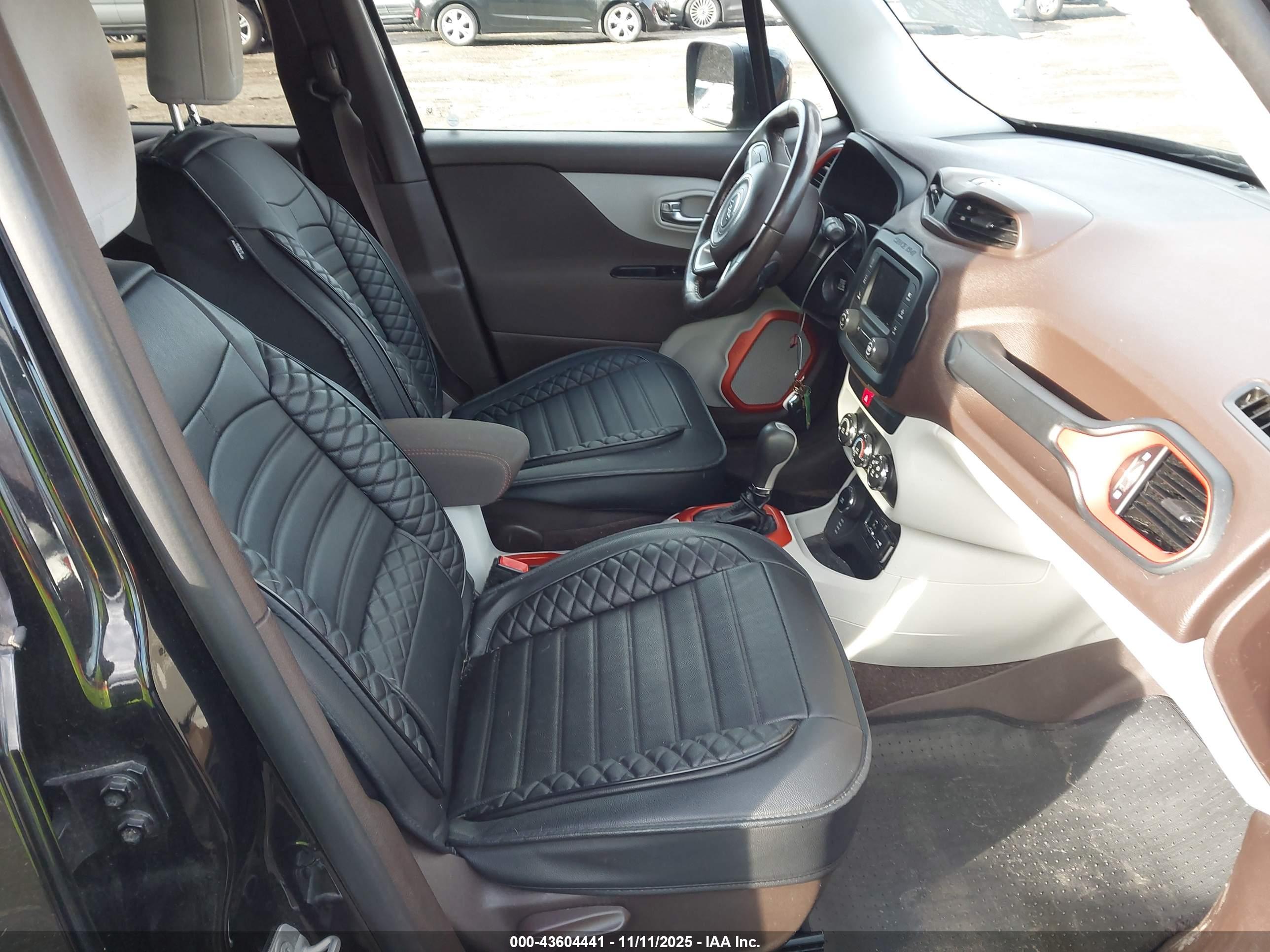 JEEP RENEGADE image 5