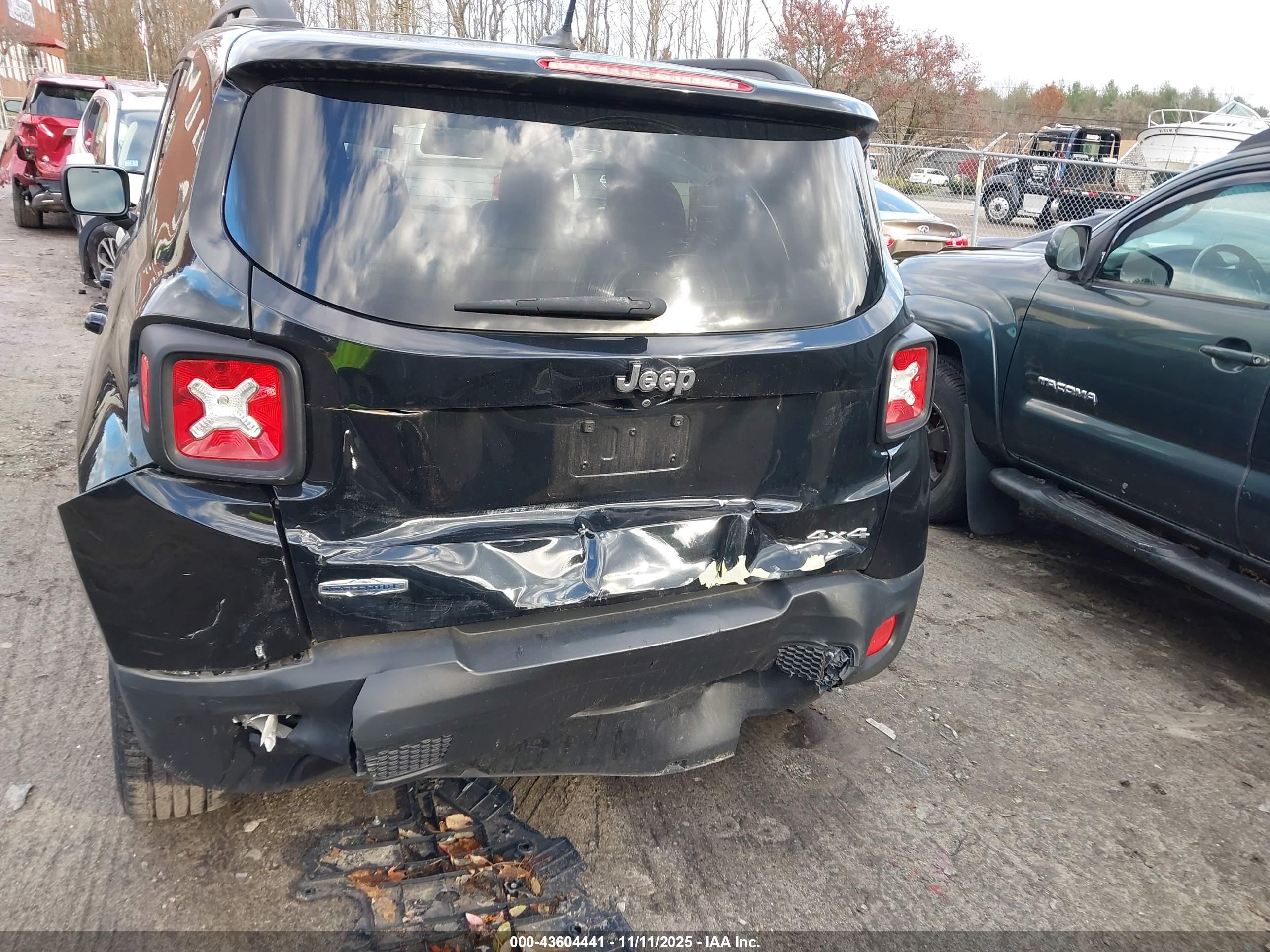JEEP RENEGADE image 6