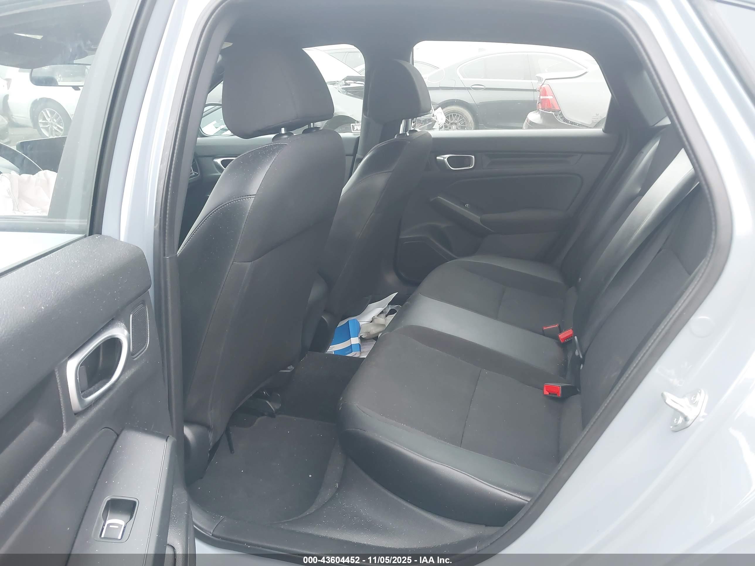HONDA CIVIC image 8