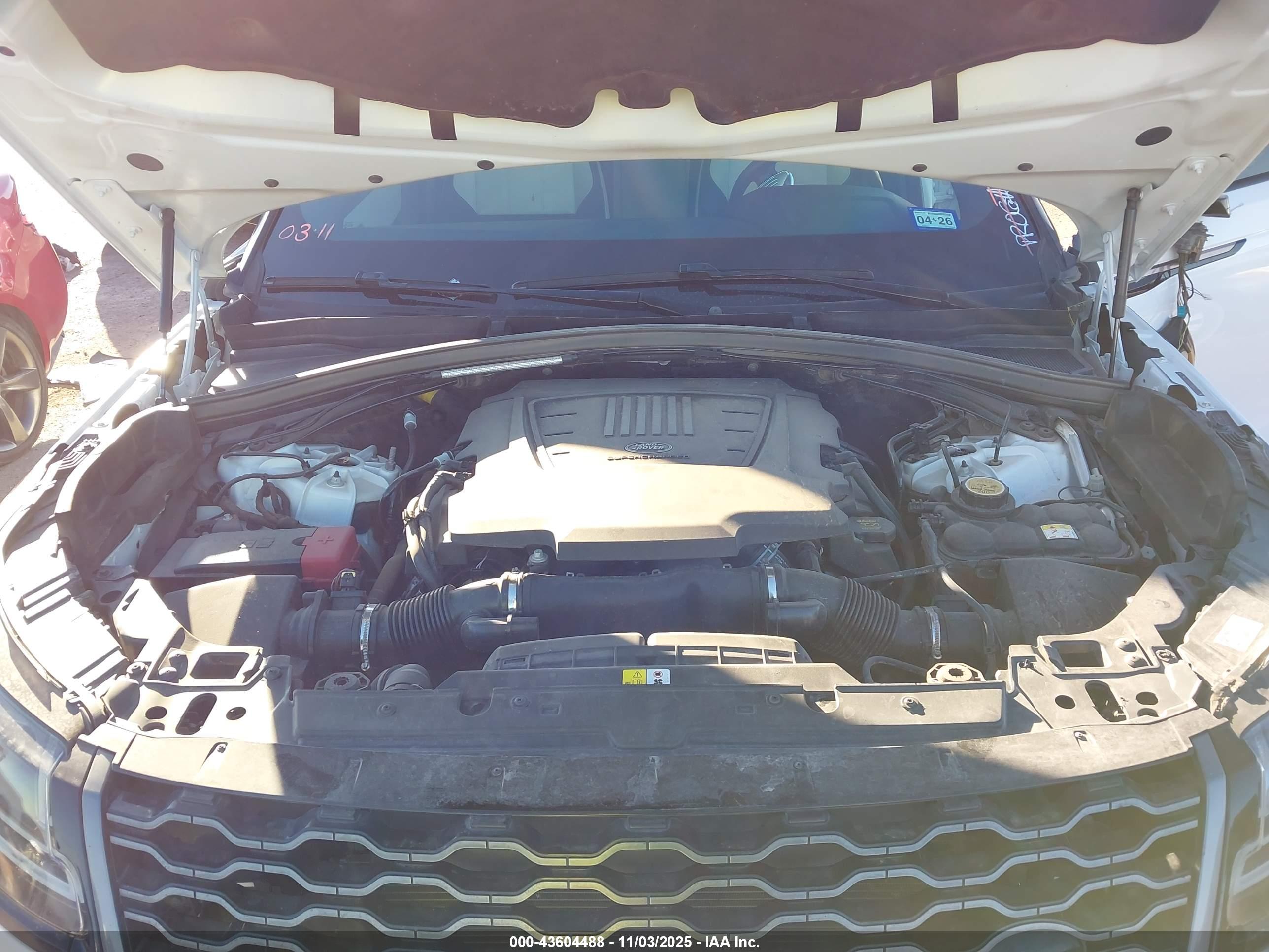 LAND ROVER image 10