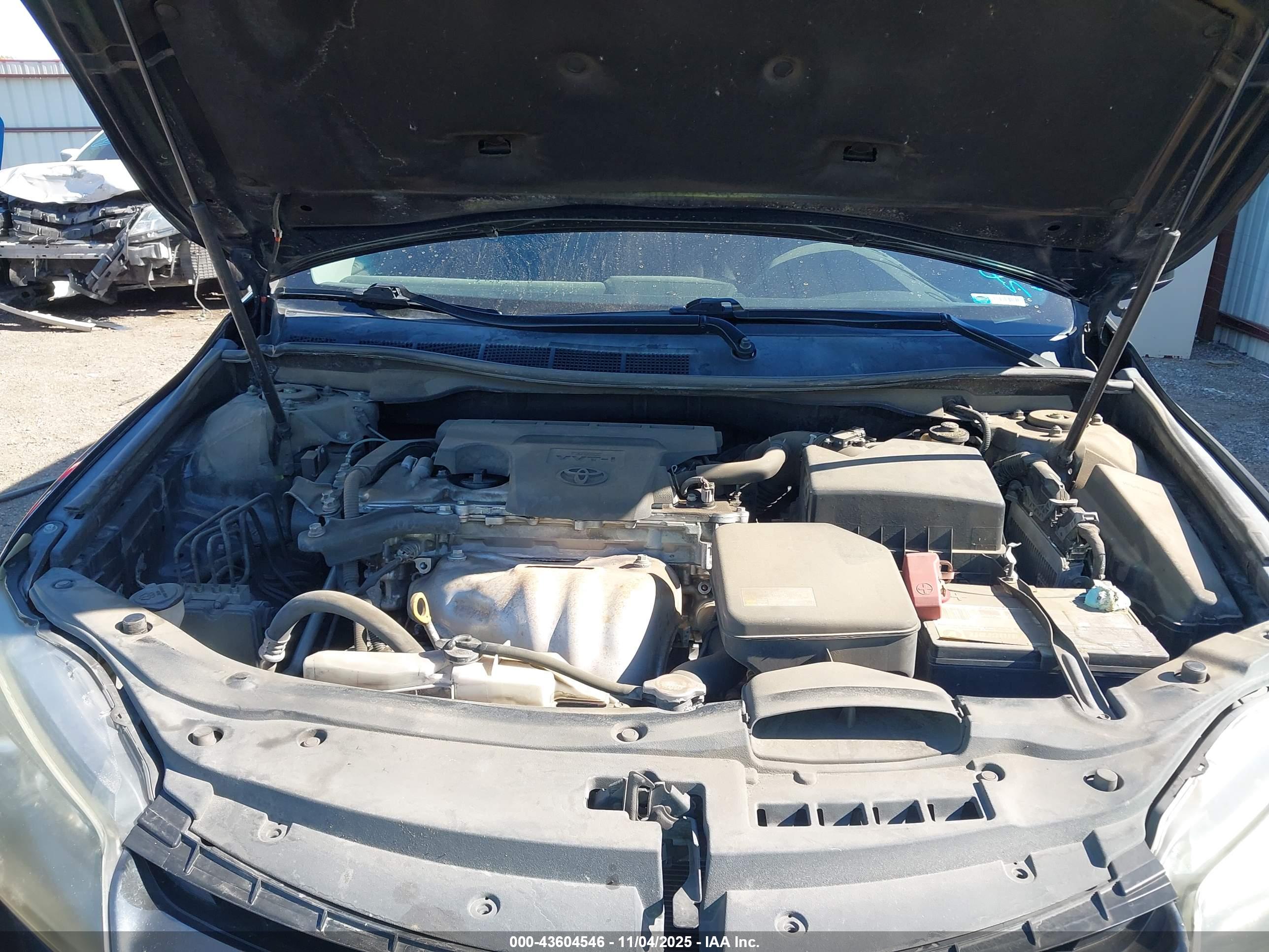 TOYOTA CAMRY image 10