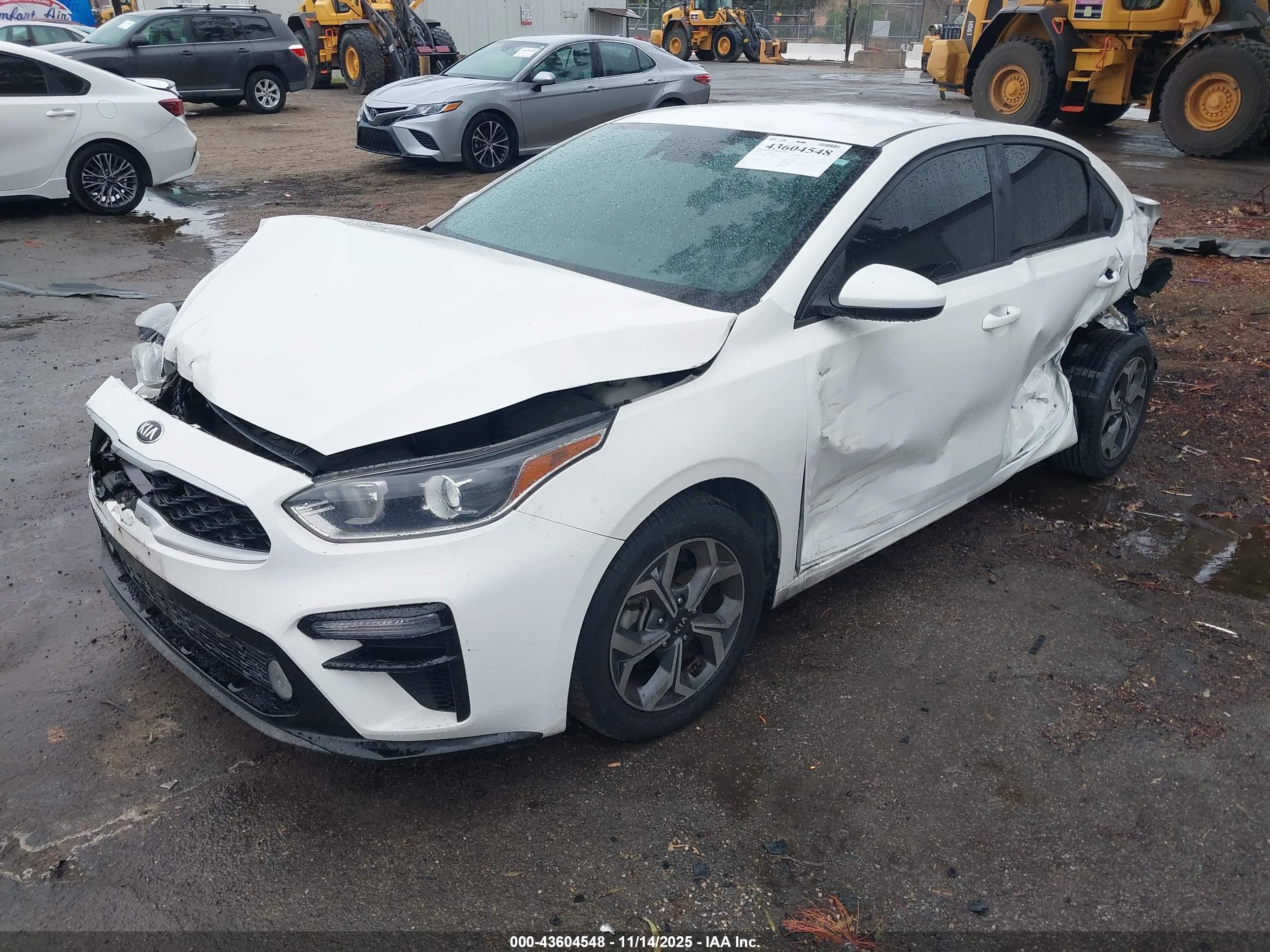 KIA FORTE image 2