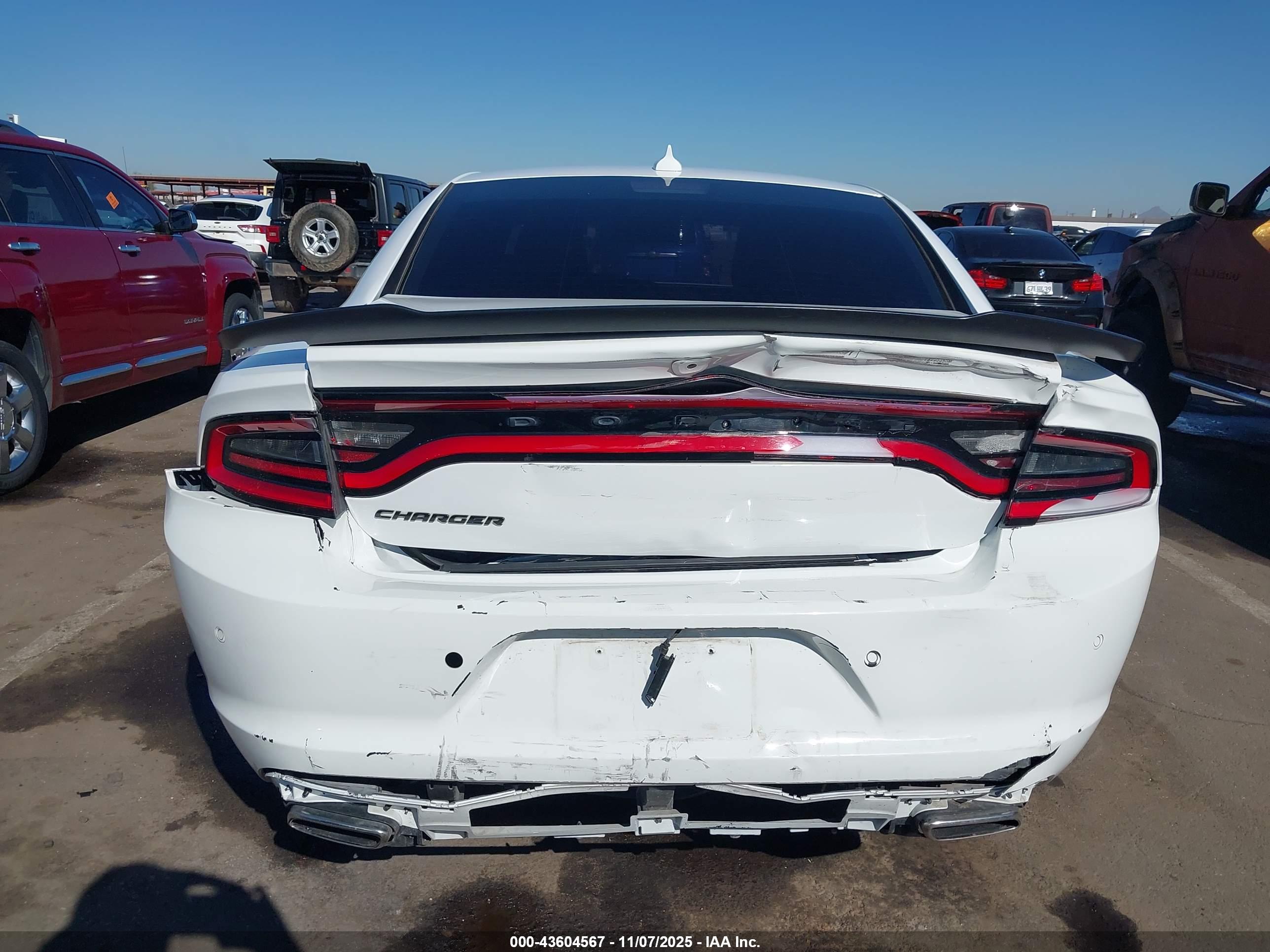 DODGE CHARGER image 6