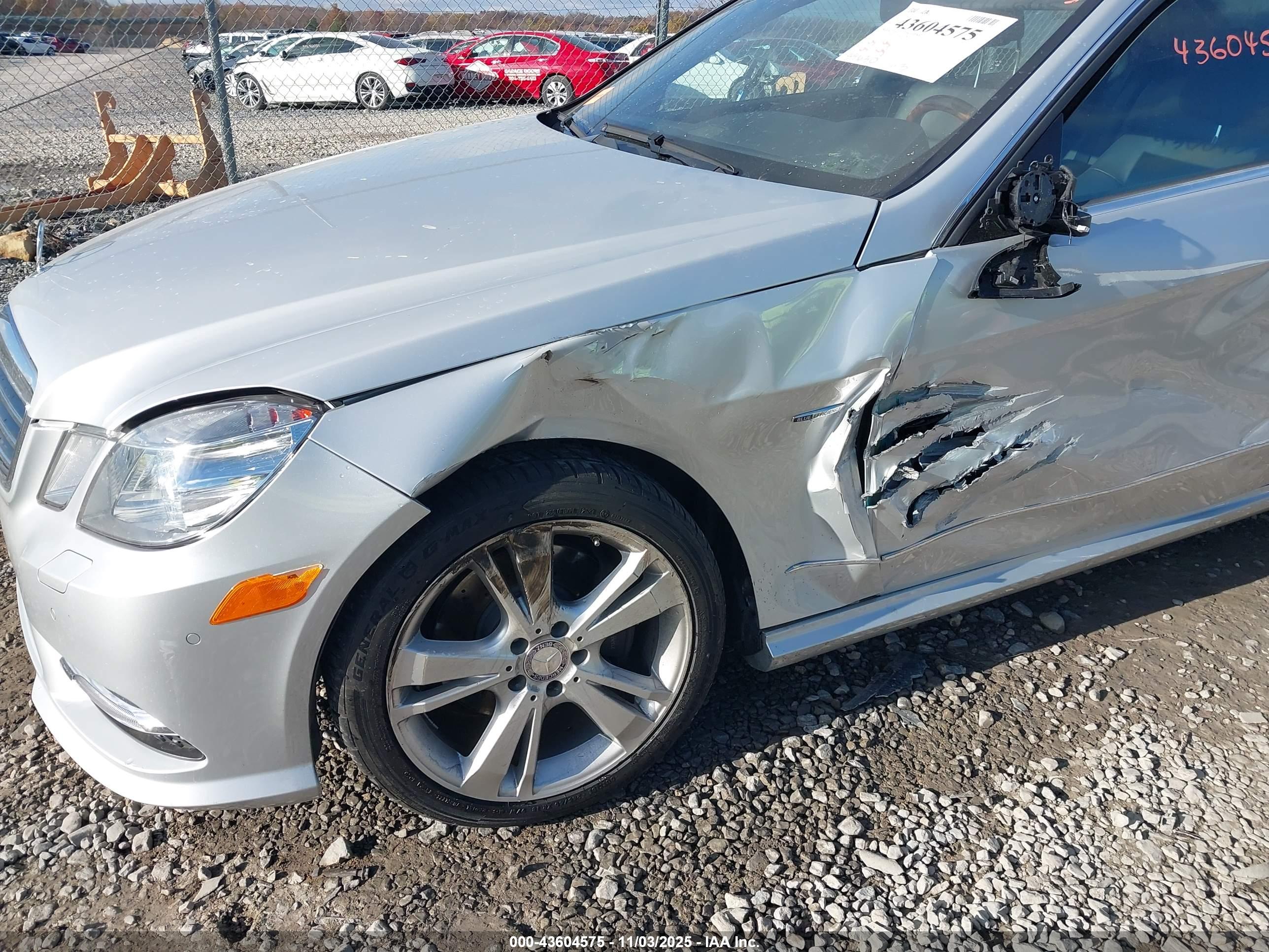 MERCEDES-BENZ E image 6