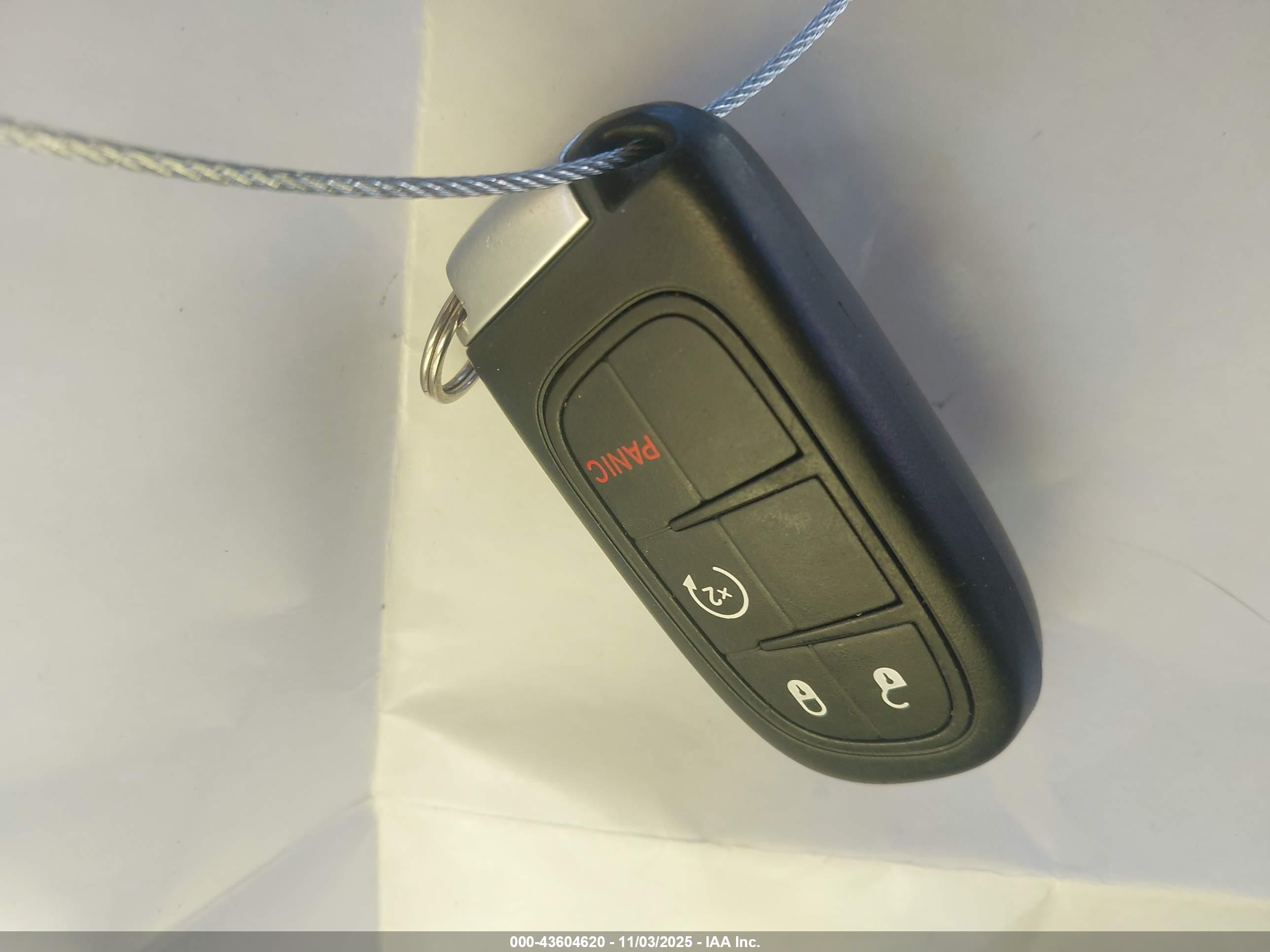 JEEP CHEROKEE image 11