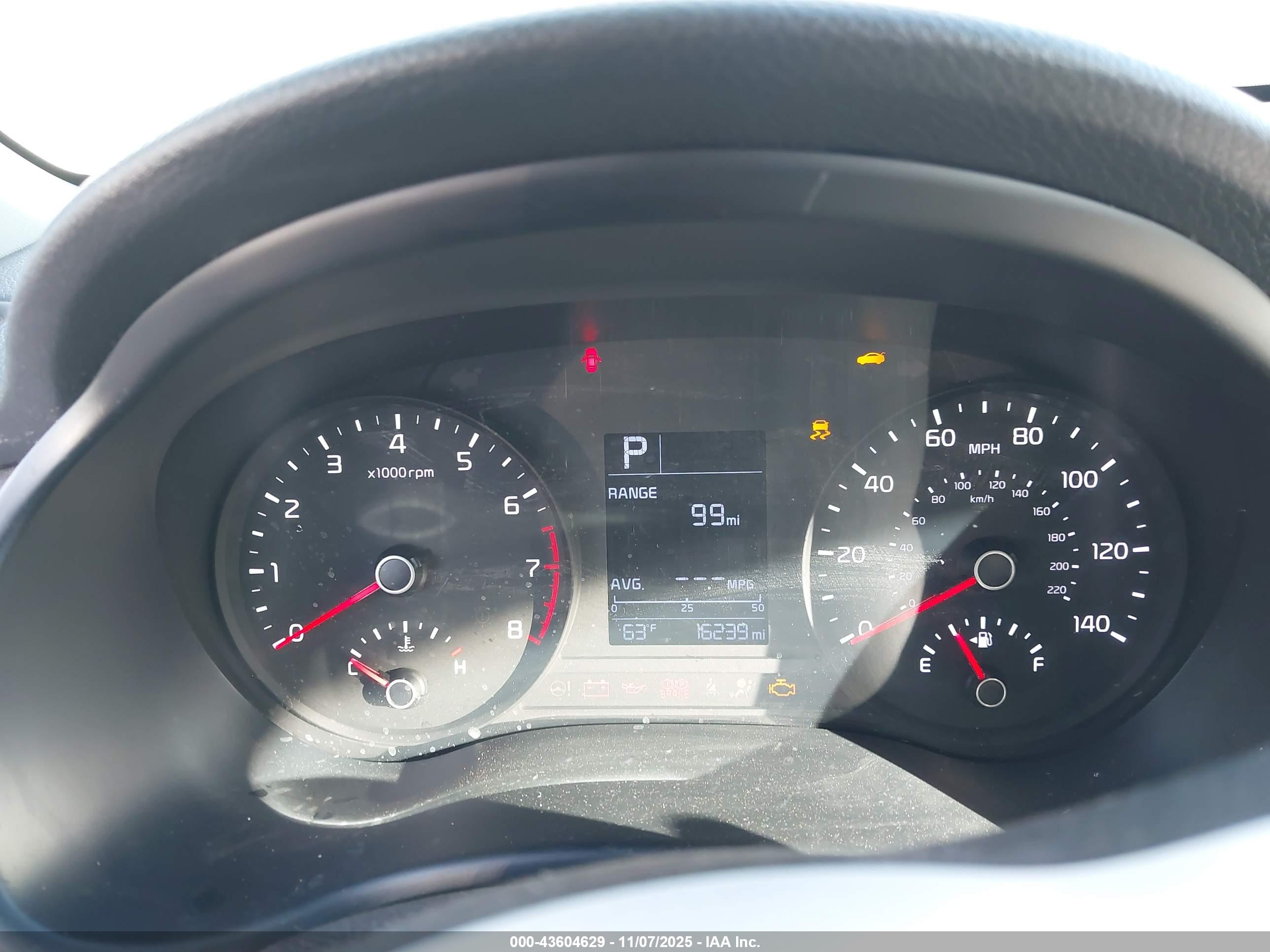 KIA RIO image 7