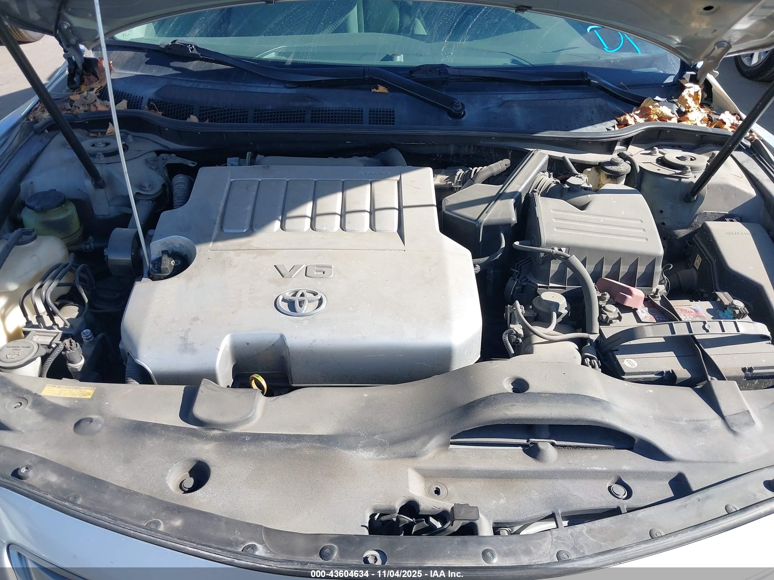 TOYOTA CAMRY image 10