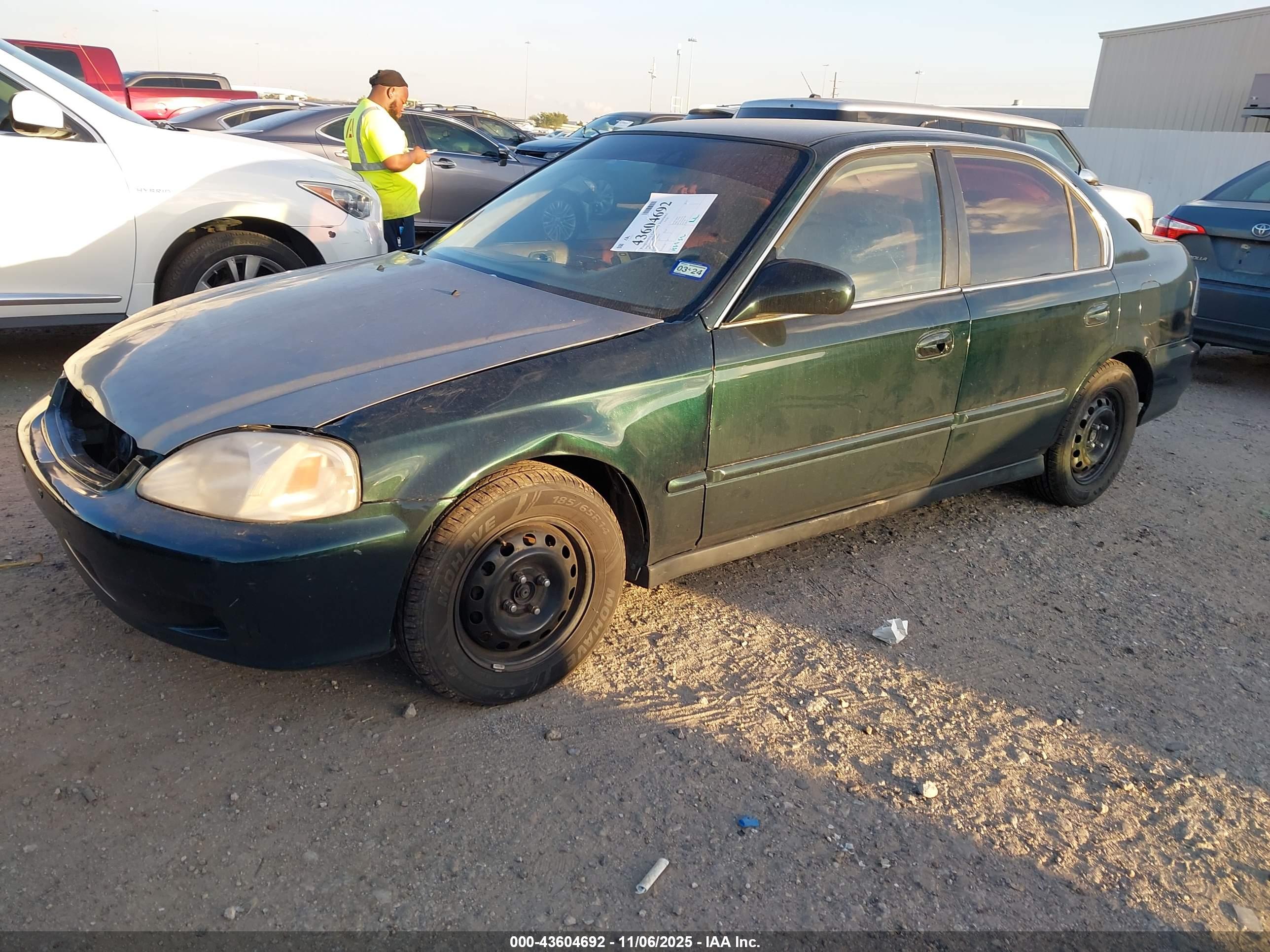 HONDA CIVIC image 2