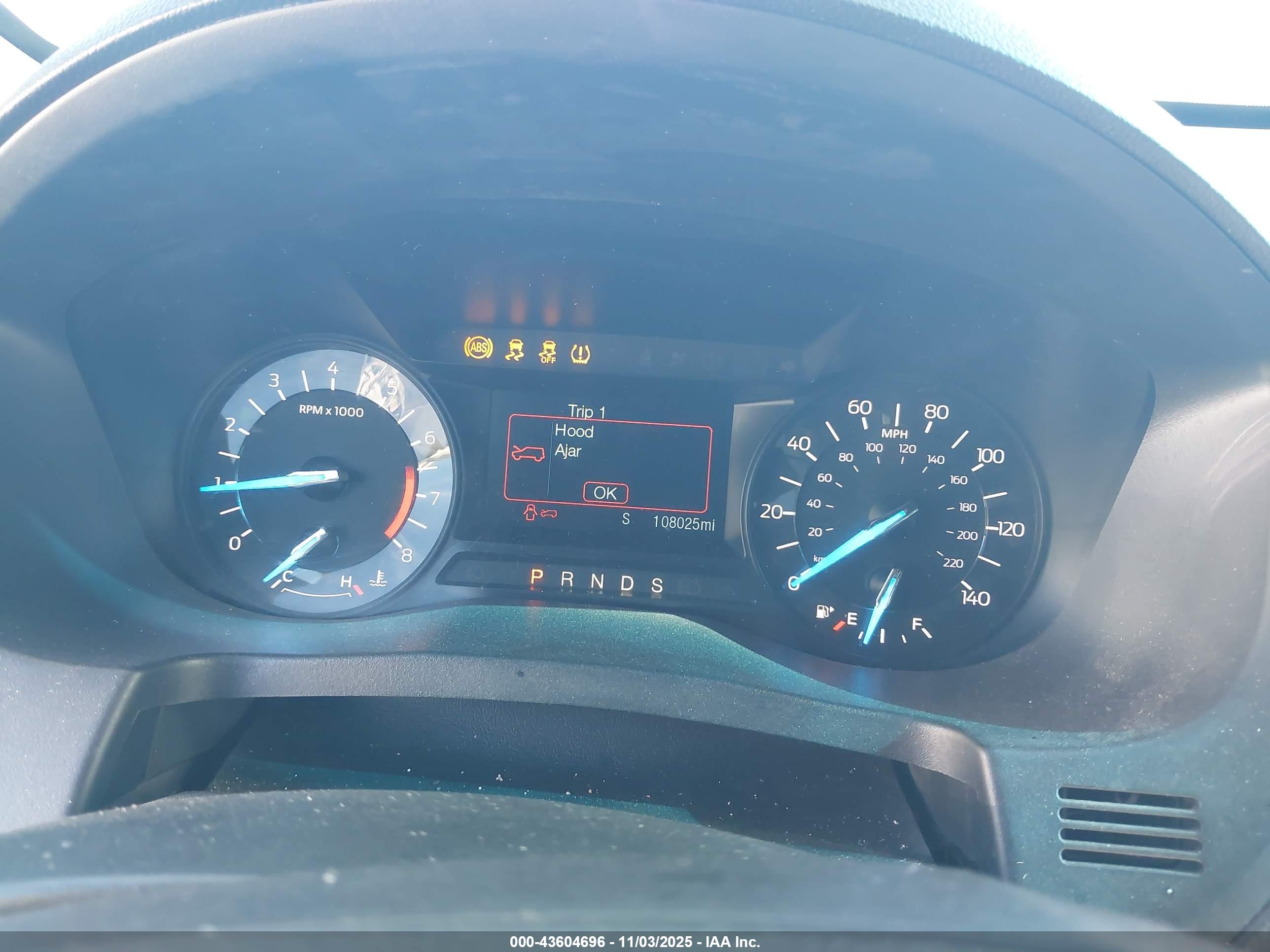 FORD EXPLORER image 7