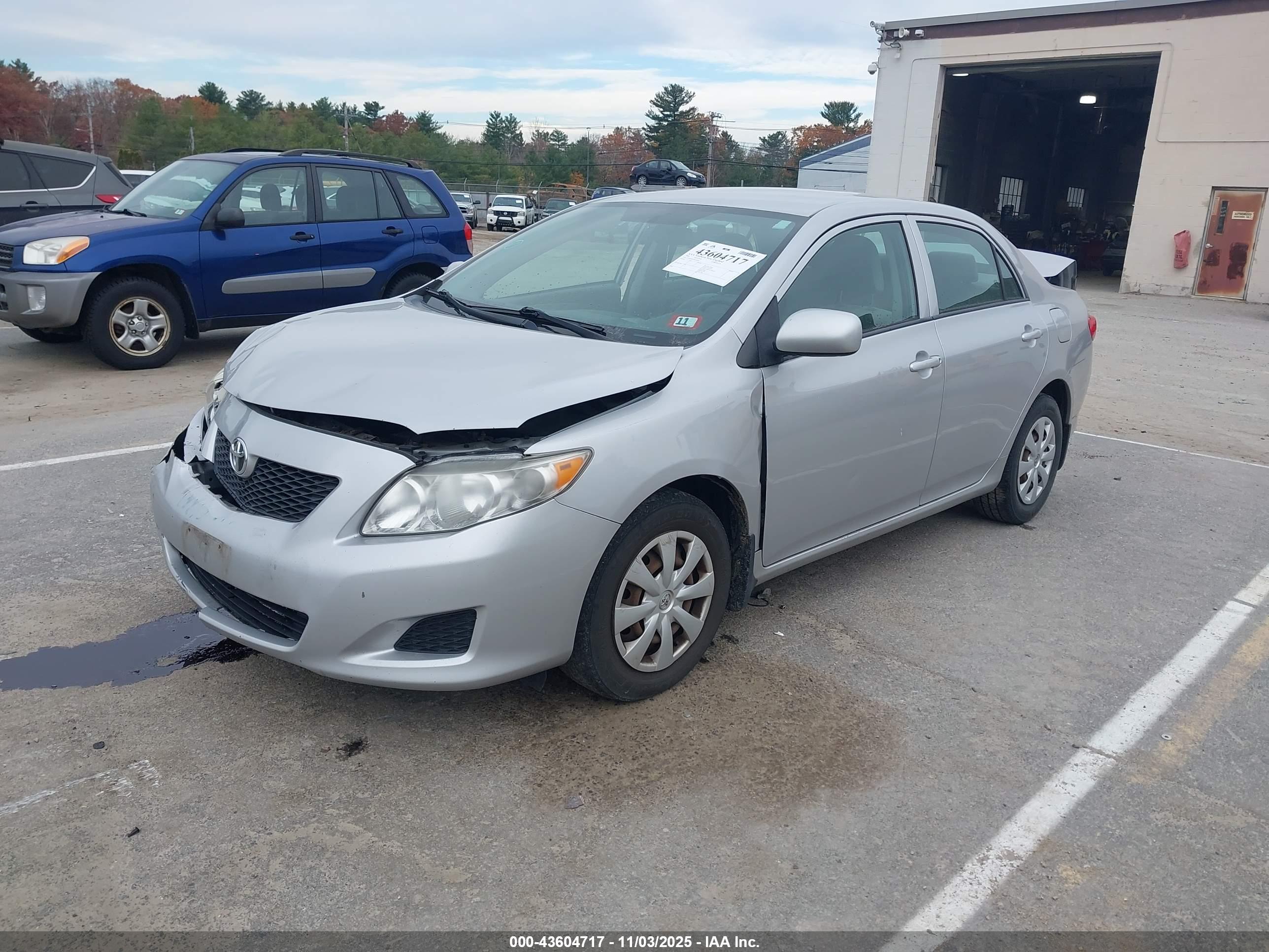 TOYOTA COROLLA image 2