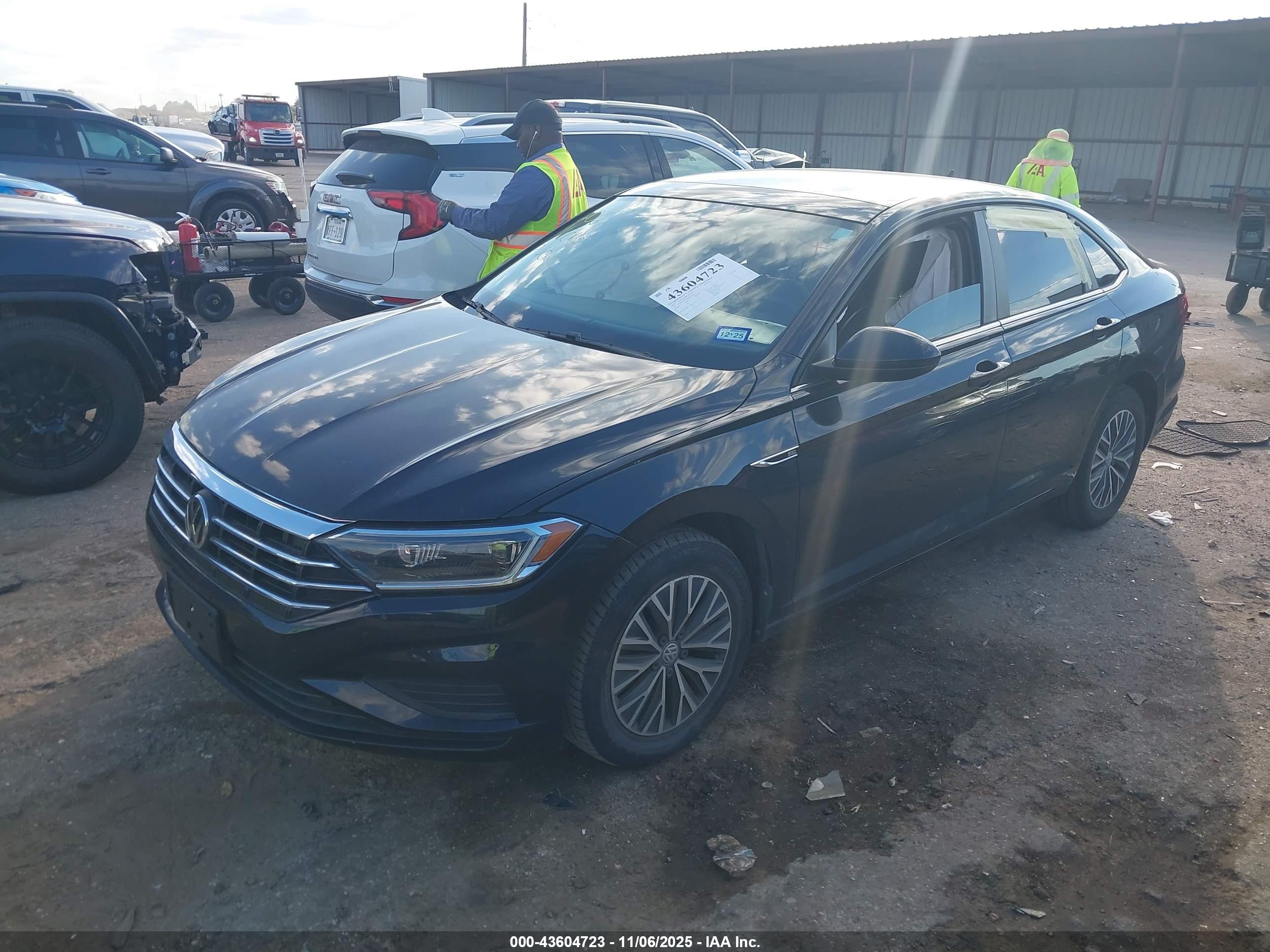 VOLKSWAGEN JETTA image 2