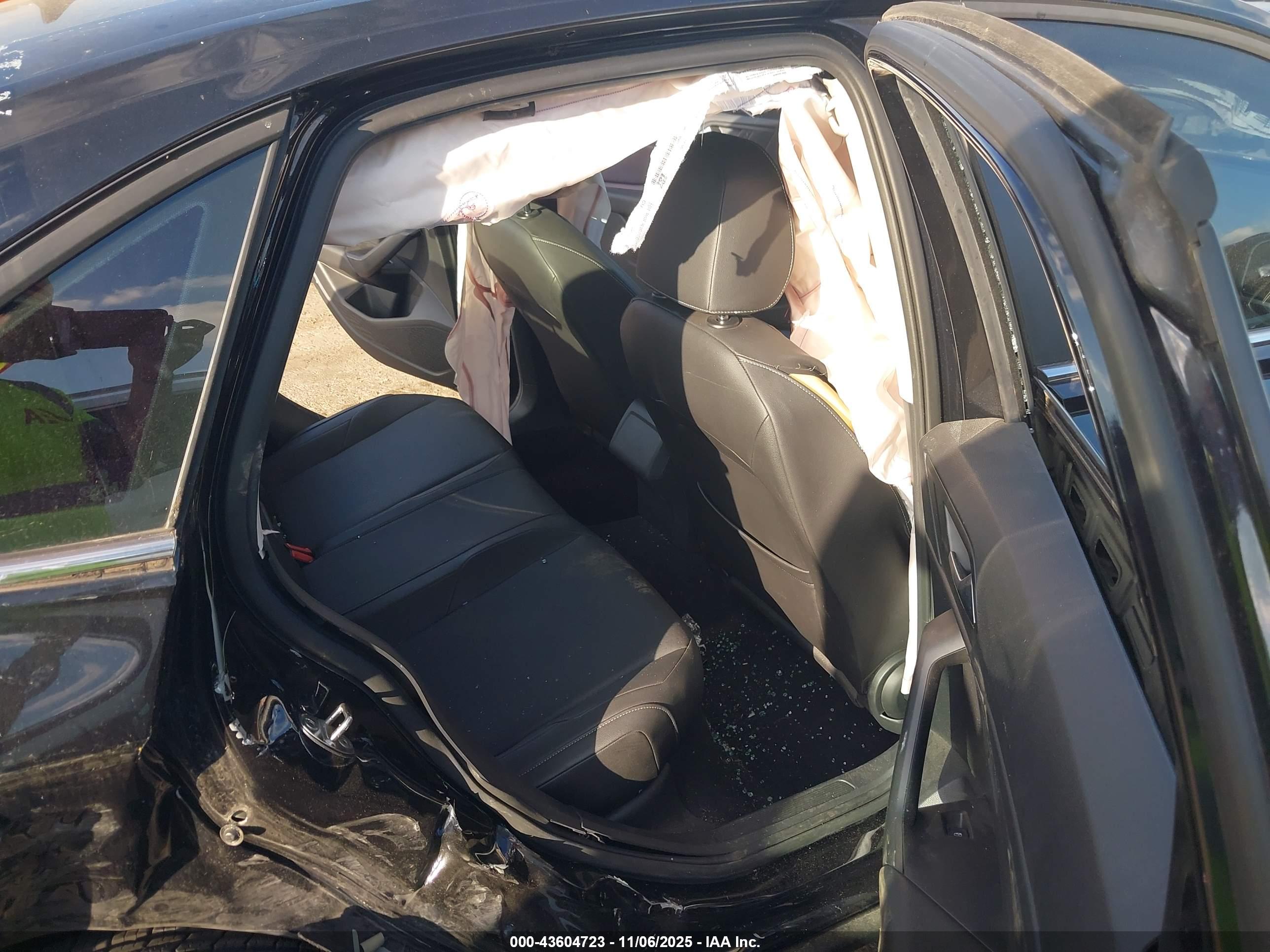 VOLKSWAGEN JETTA image 8
