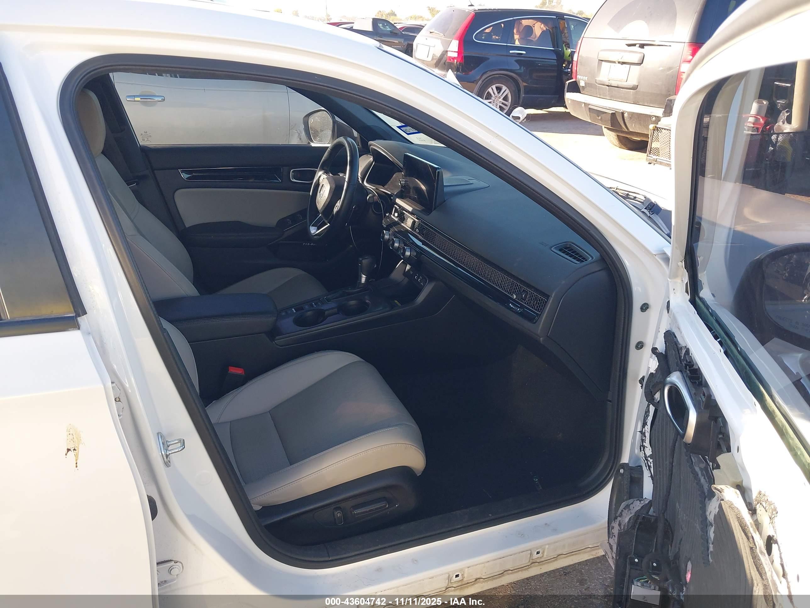 HONDA CIVIC image 5