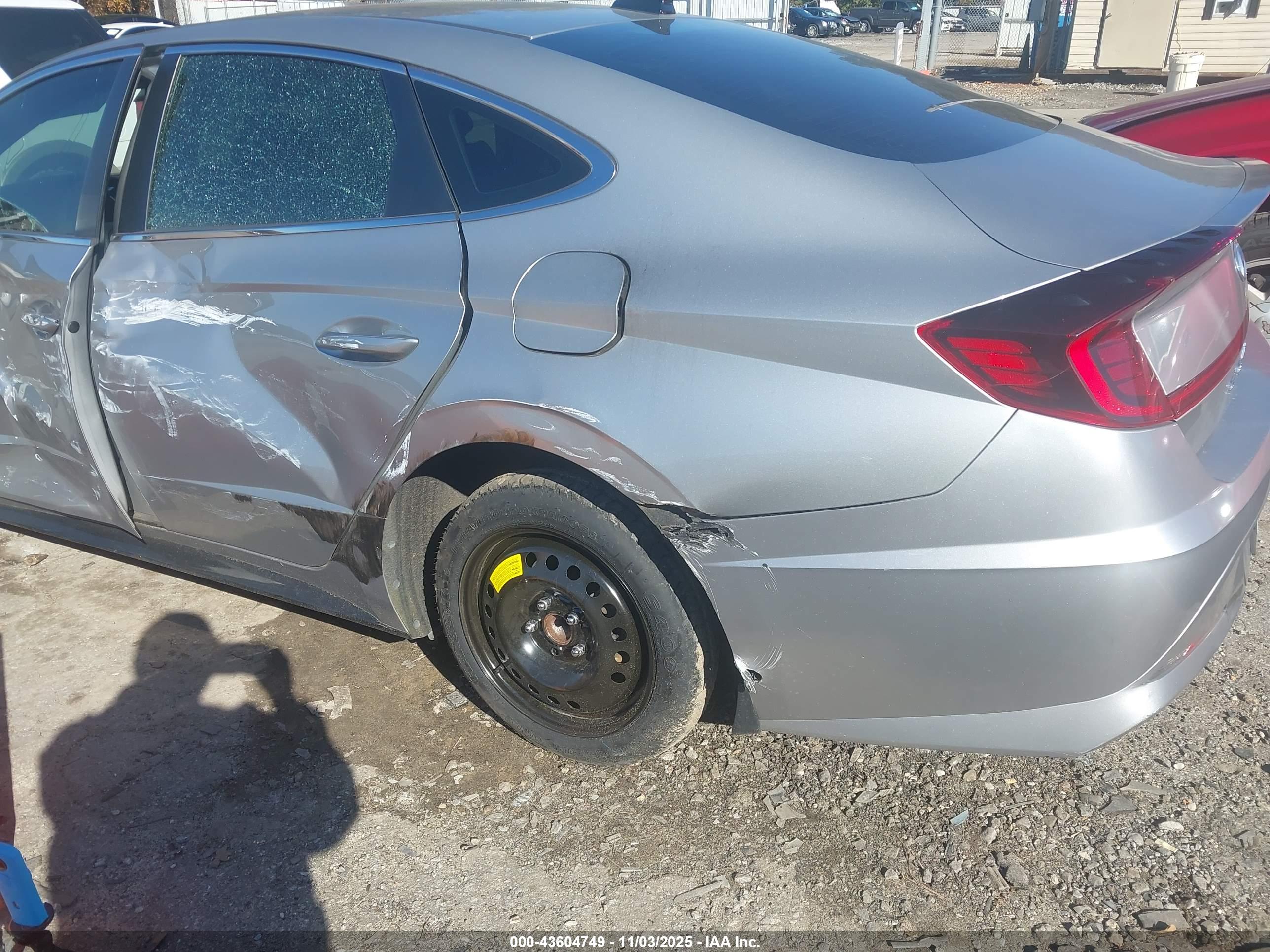 HYUNDAI SONATA image 6