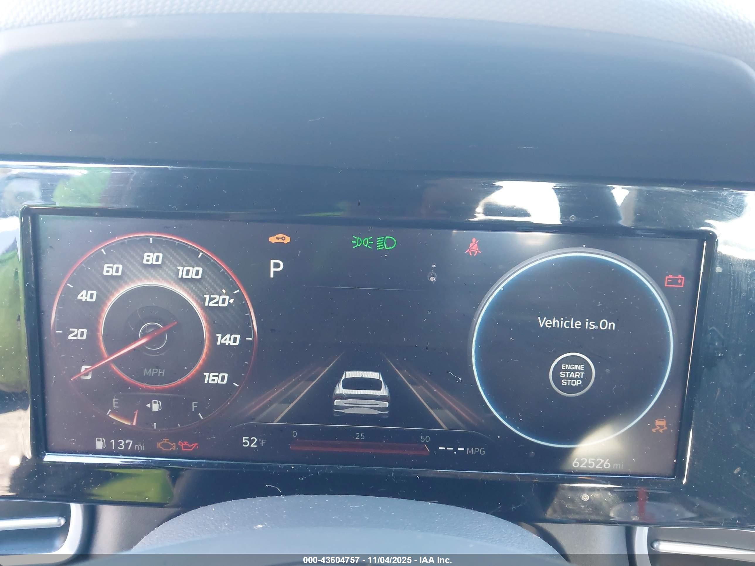 HYUNDAI ELANTRA image 7